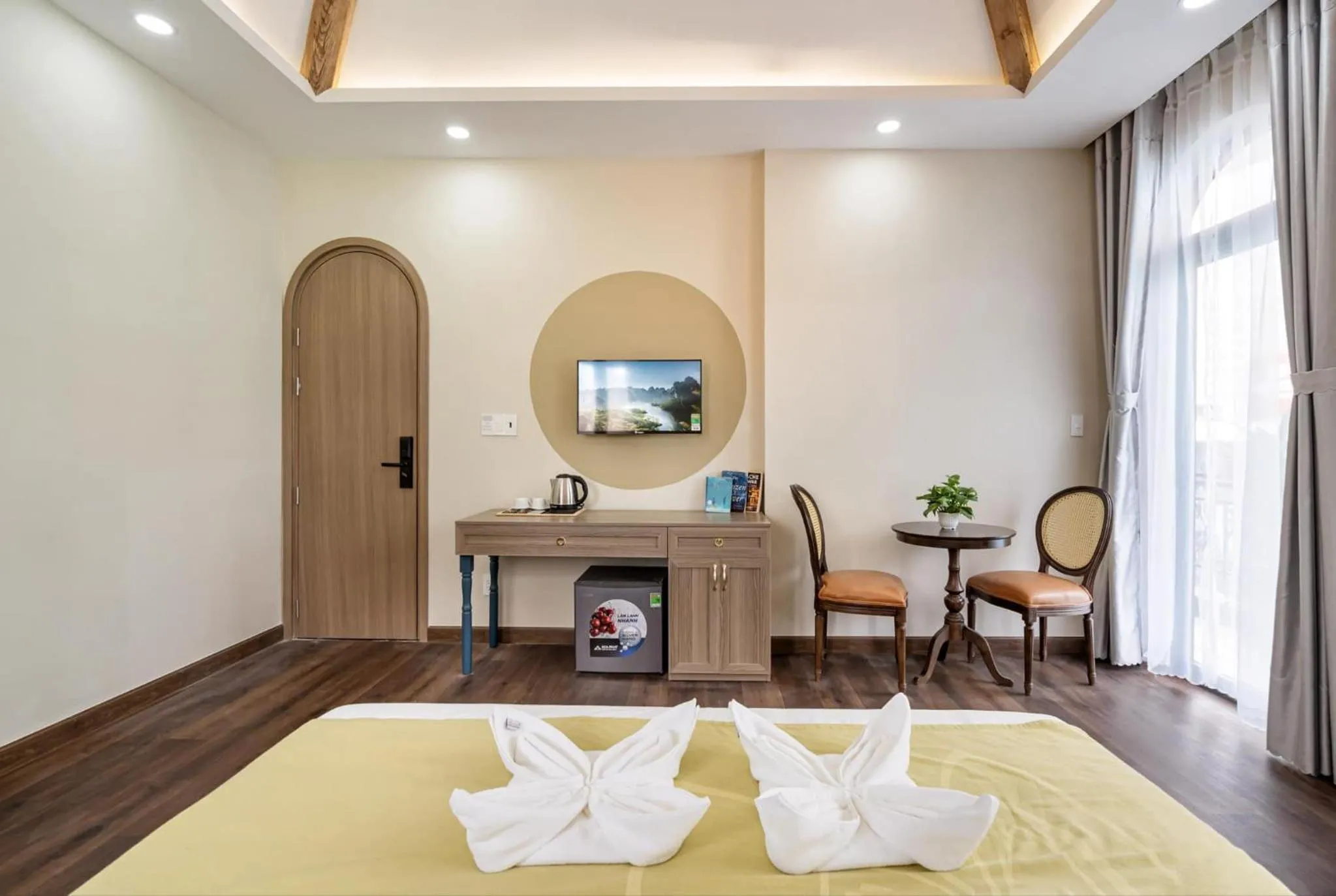 Bed in Jan Villa SaiGon Oasis