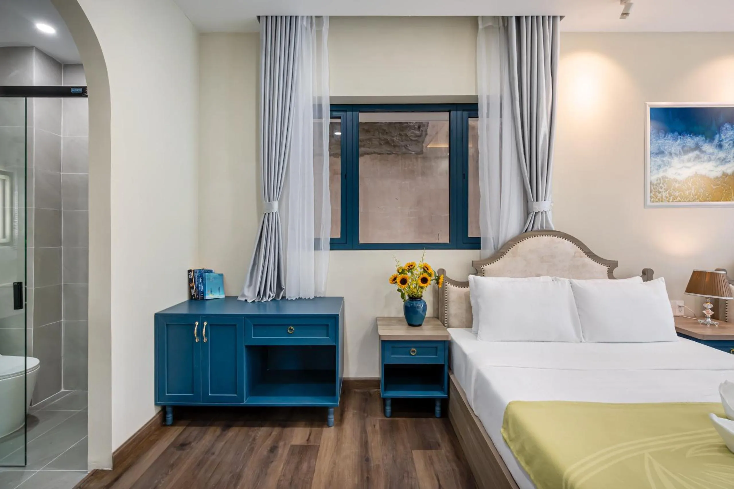 Bed in Jan Villa SaiGon Oasis