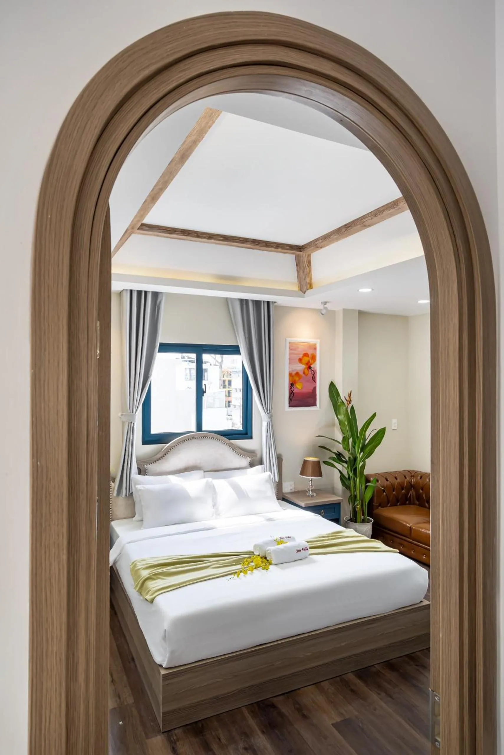 Bed in Jan Villa SaiGon Oasis