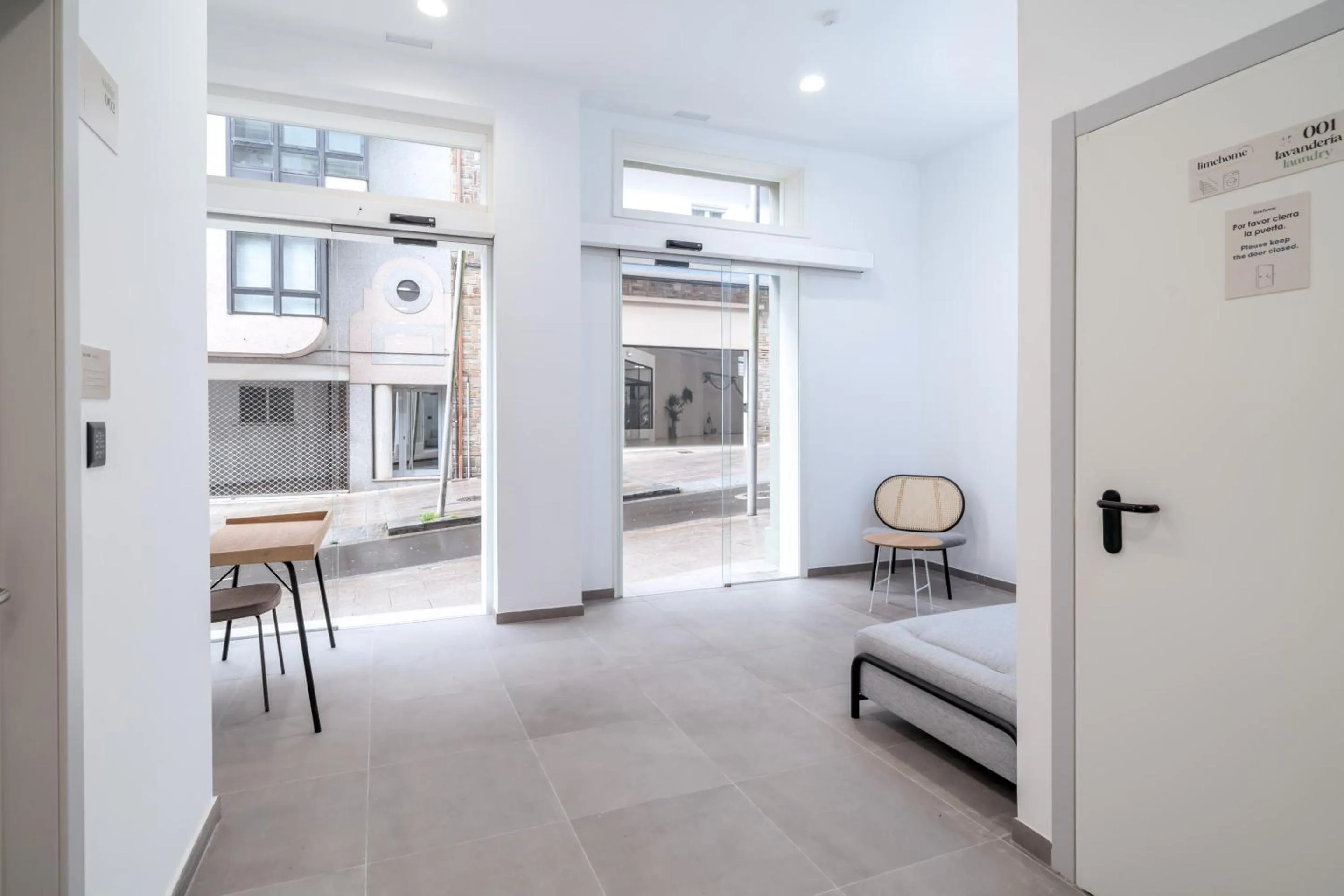 Property building in Limehome Santiago de Compostela