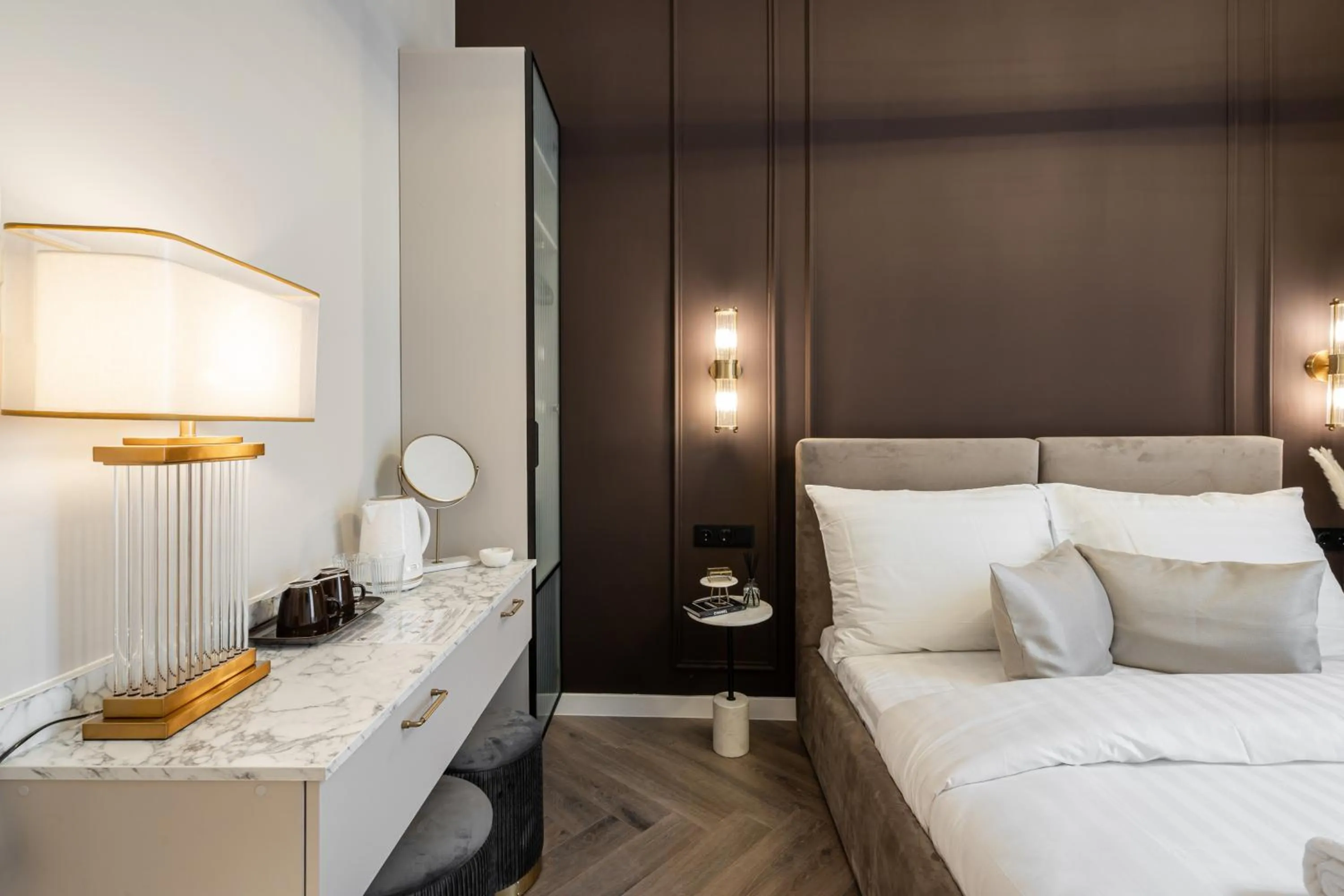 Bed in Timeless Boutique Suites by BQA