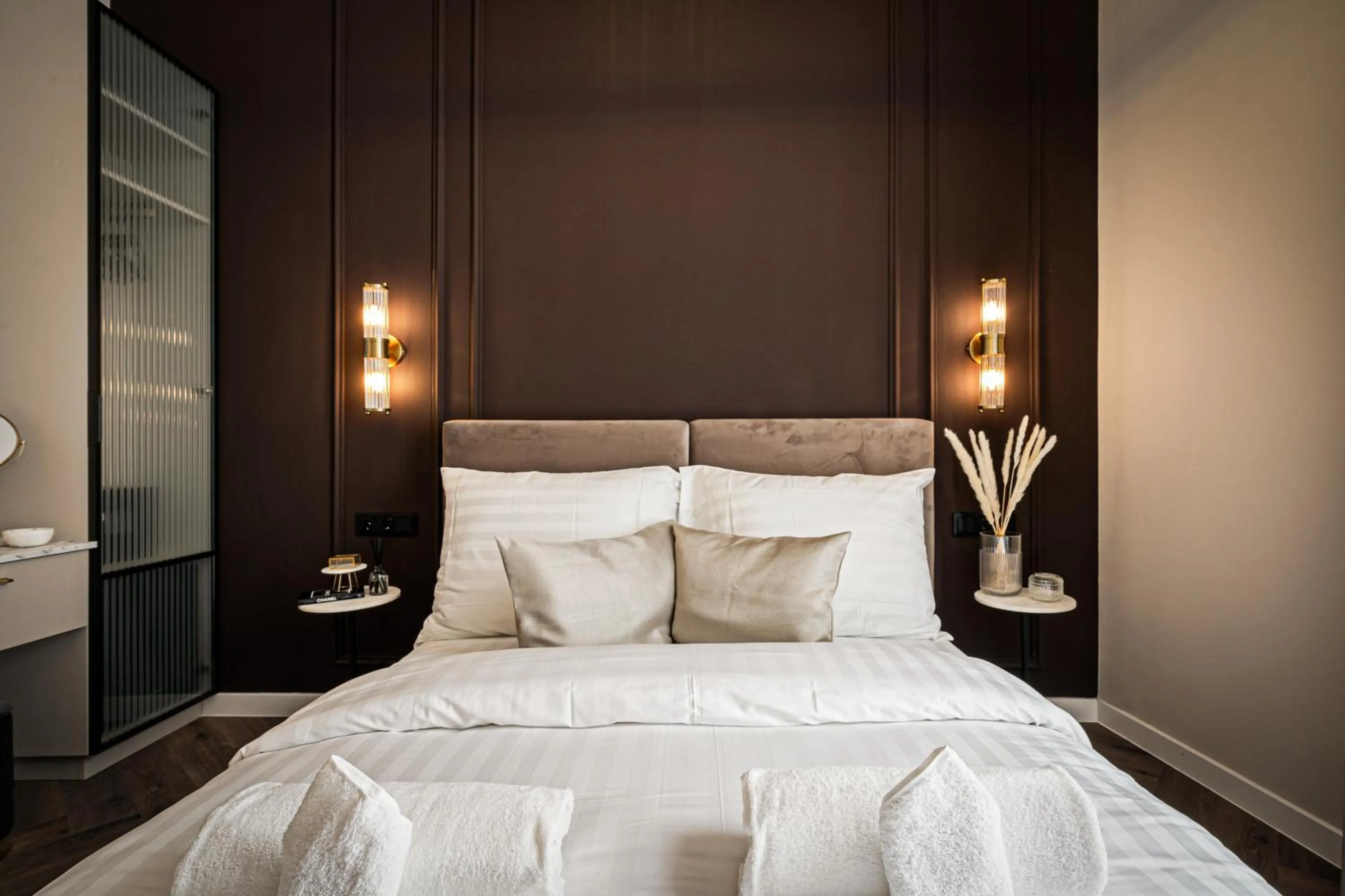 Bed in Timeless Boutique Suites by BQA