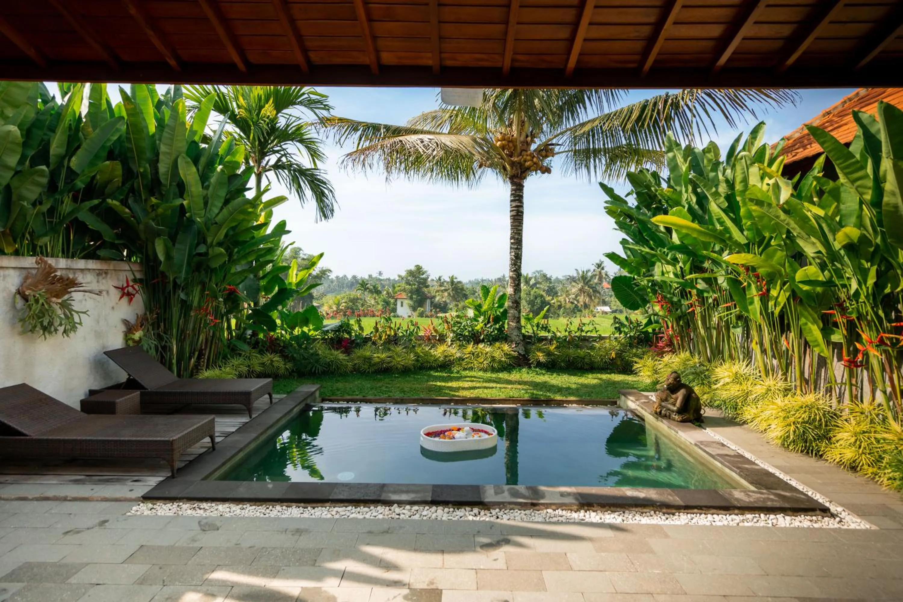 Swimming pool in Kaki Uma Villa