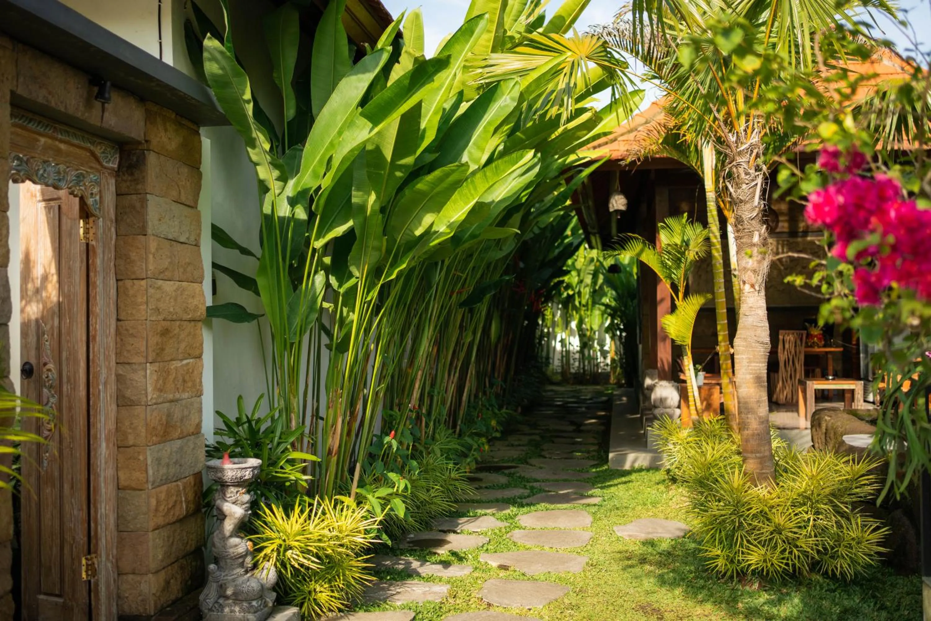 Garden view in Kaki Uma Villa