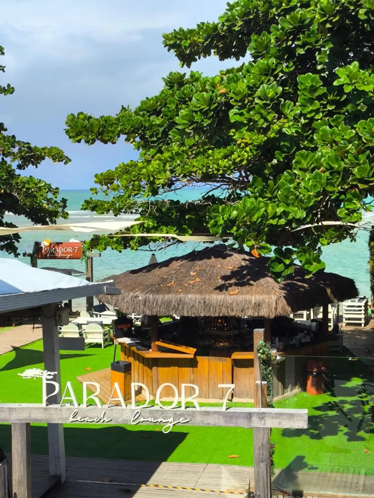 Parador 7 Bangalô, Praia do Parracho, 1,0 km da Rua Mucugê