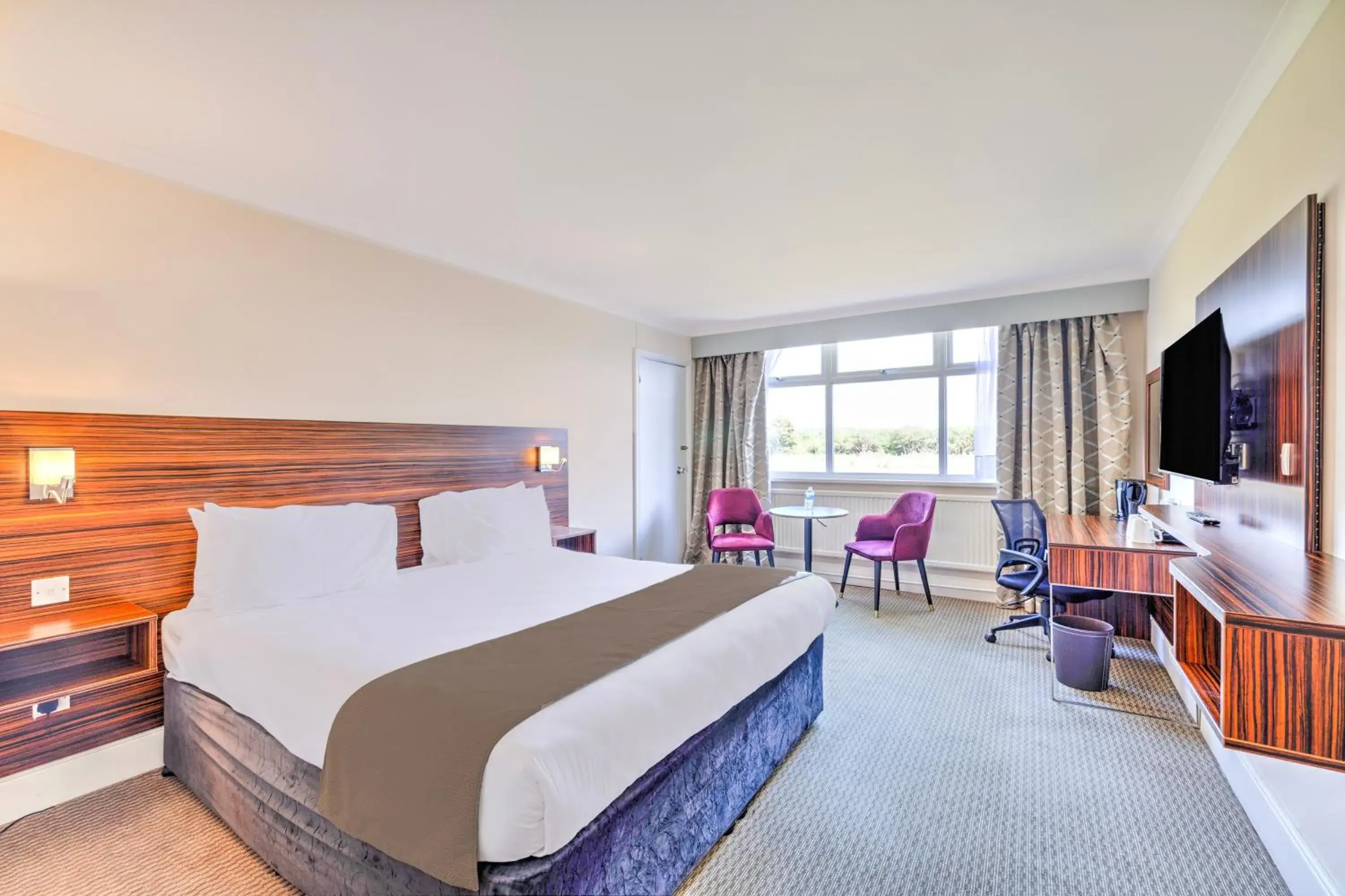 Bed in Palms Hotel & Retreat By Palette London Romford Bed in Palms Hotel & Retreat By Palette London Romford