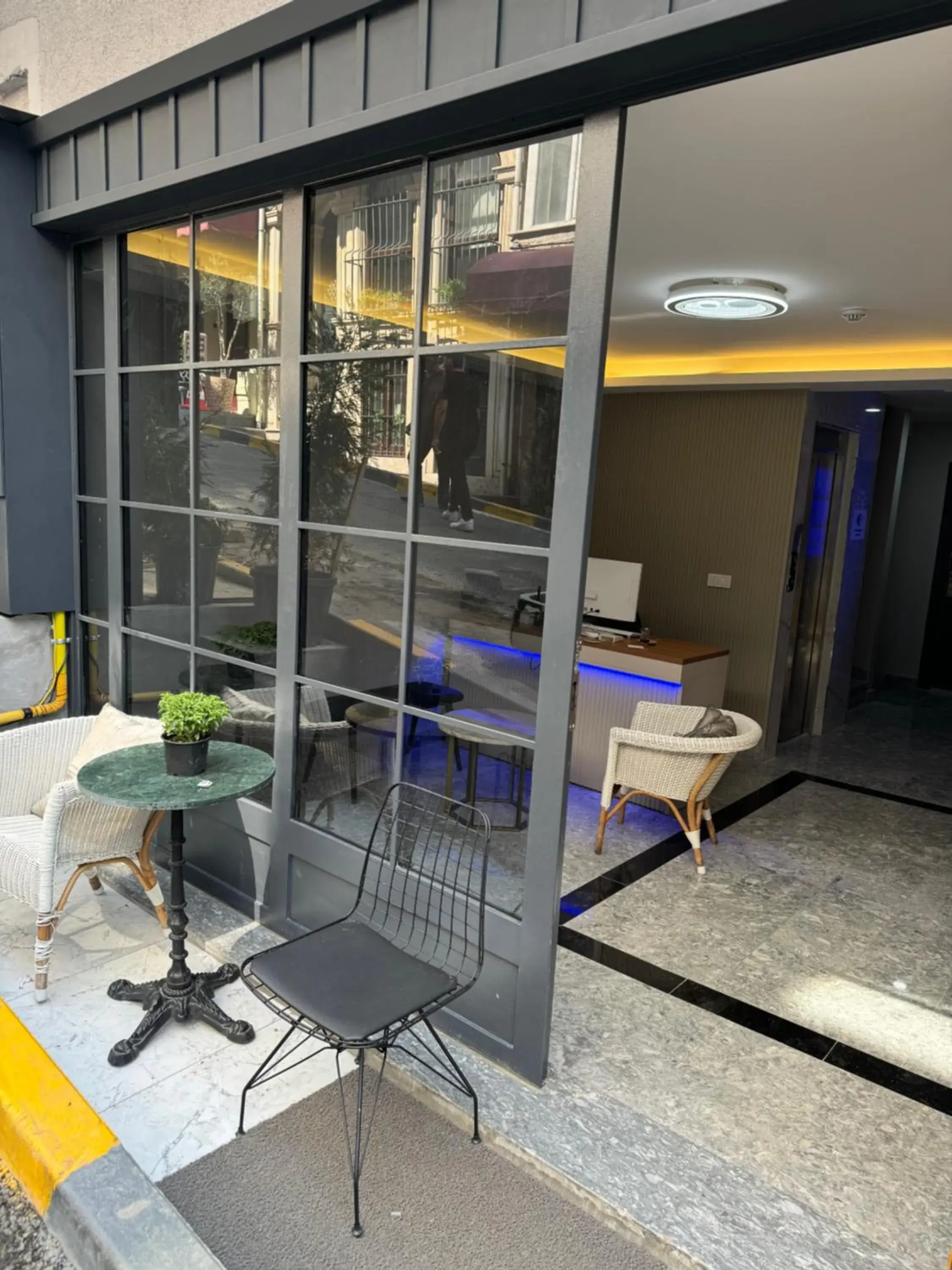 Lobby or reception in Robin Hotel Lobby or reception in Robin Hotel