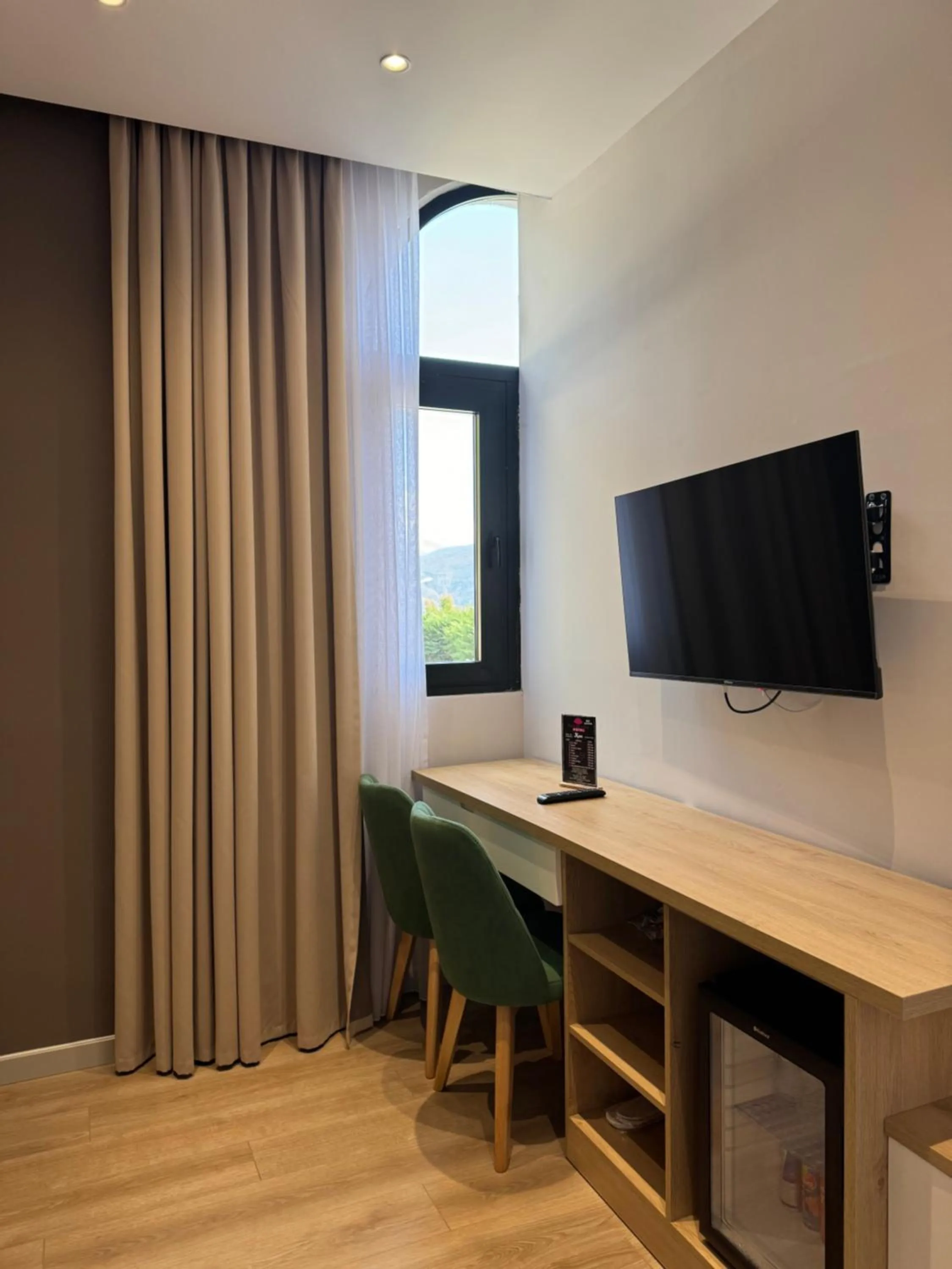 TV and multimedia in Hotel Panorama & Spa Elbasan