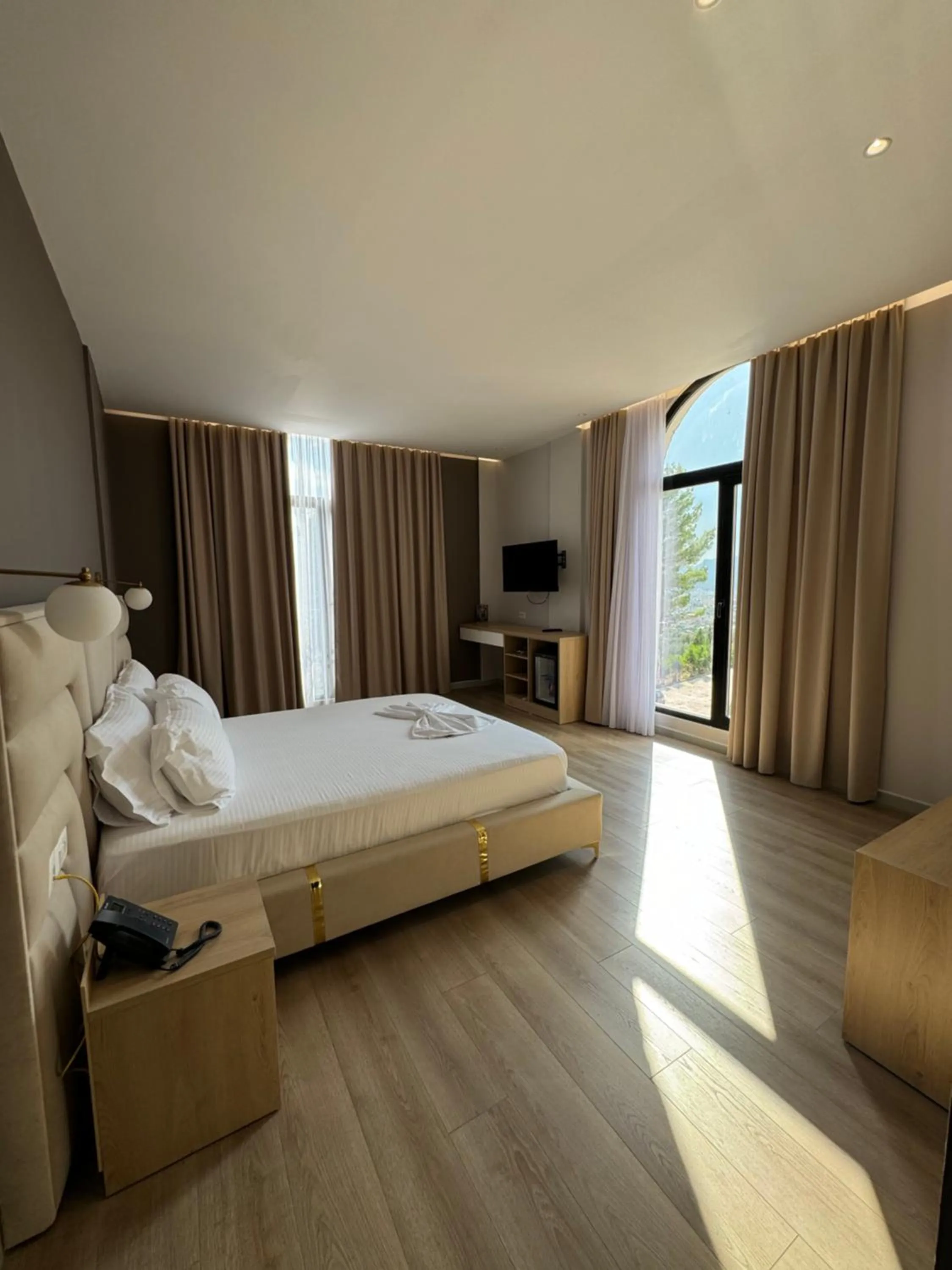 Bed in Hotel Panorama & Spa Elbasan
