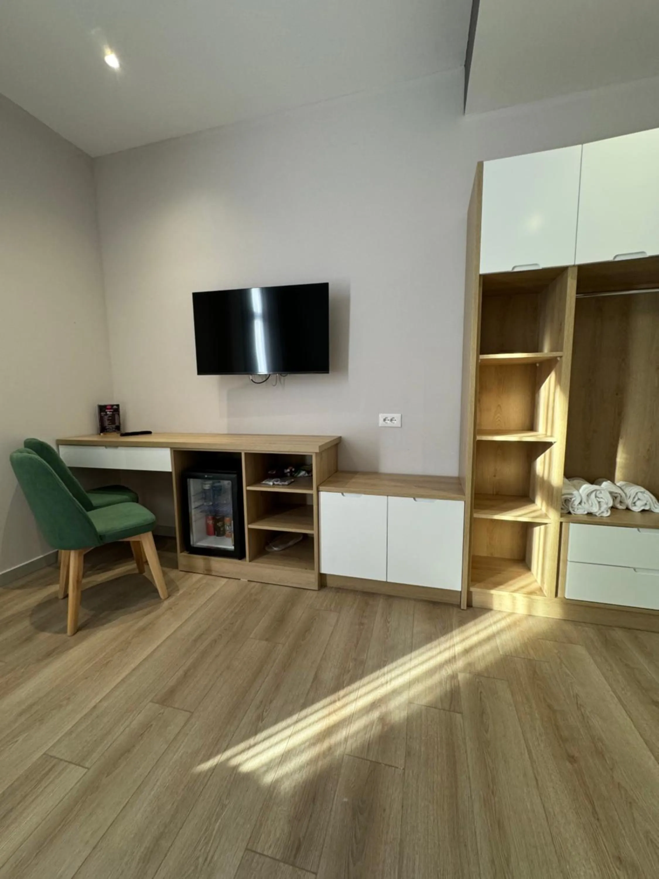 TV and multimedia in Hotel Panorama & Spa Elbasan