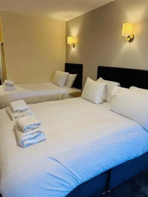 Family Room in The Wyken Inn Family Room in The Wyken Inn