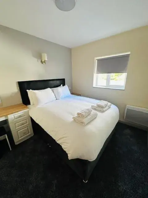 Double Room in The Wyken Inn Double Room in The Wyken Inn