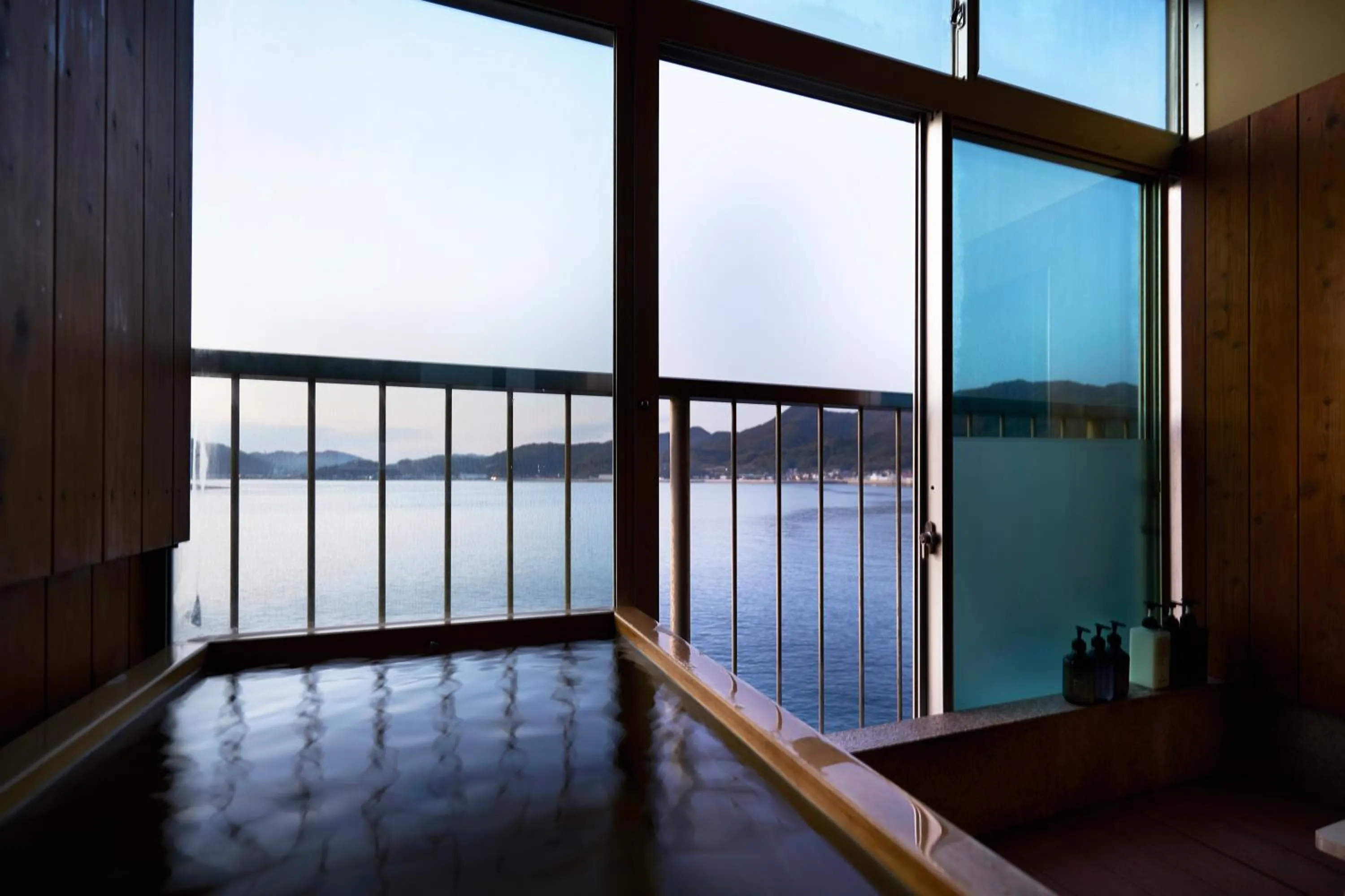 Bathroom in Abuto Honkan