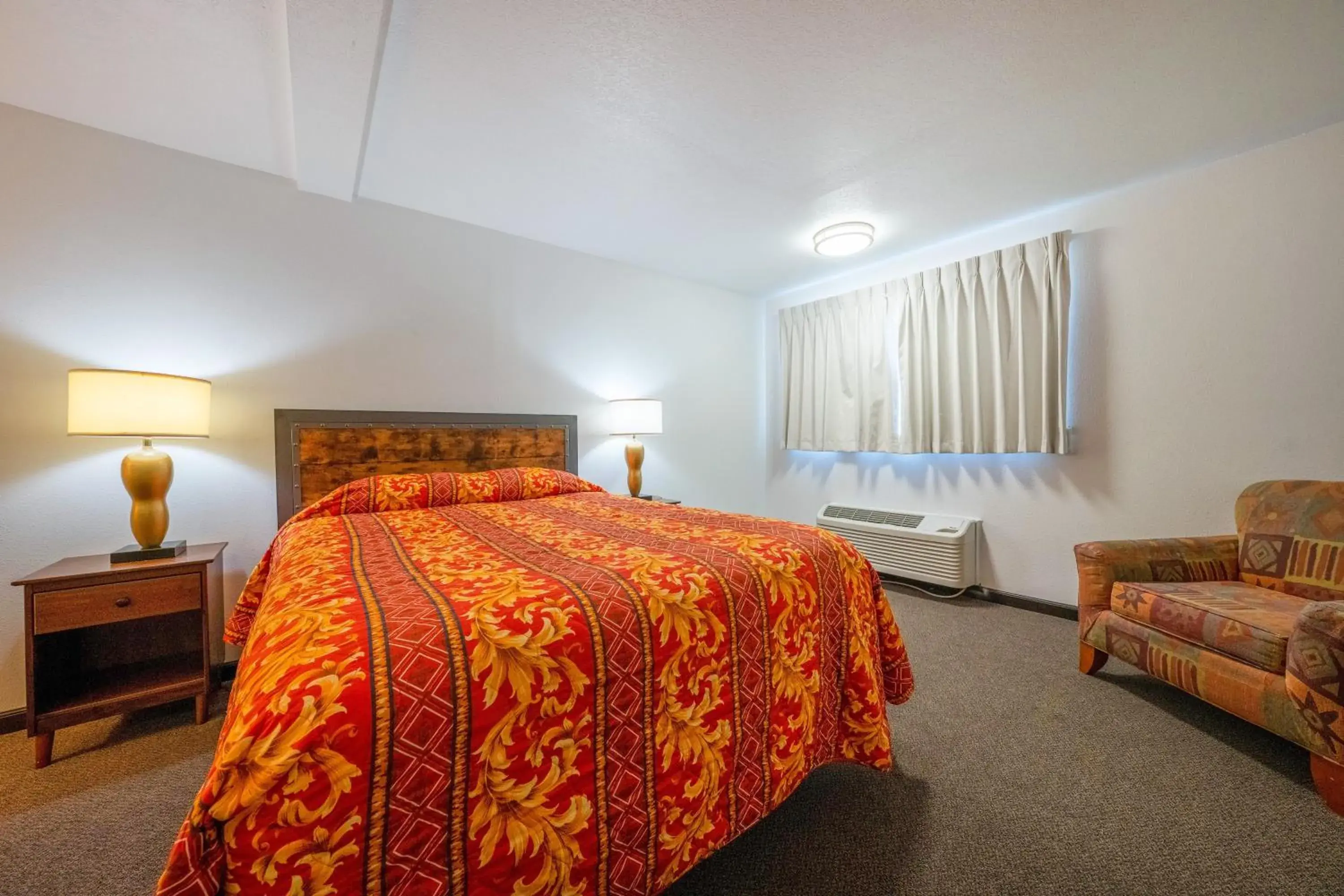 Bedroom, Bed in Unicorn Inn by OYO Portland Bedroom, Bed in Unicorn Inn by OYO Portland