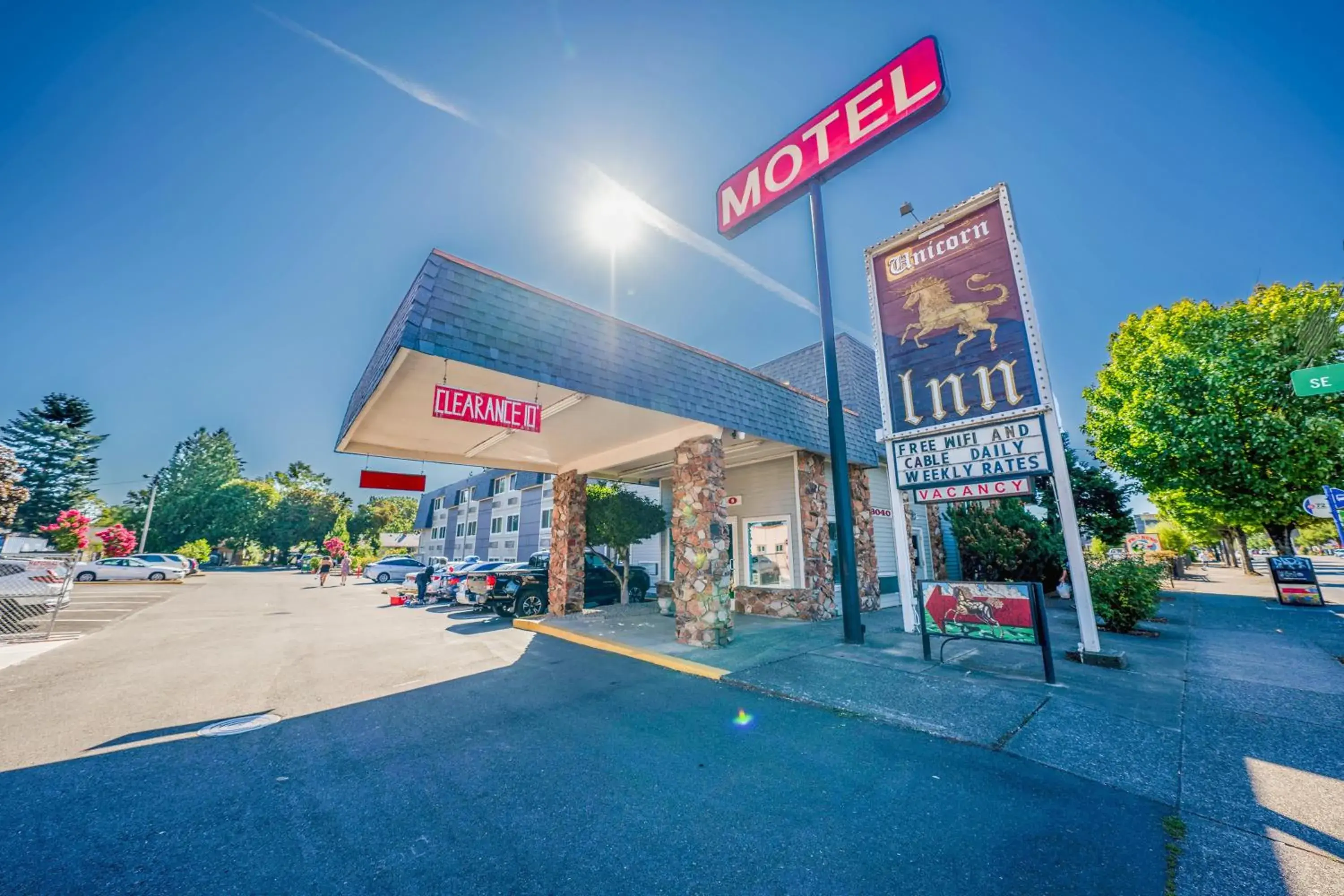 Facade/entrance in Unicorn Inn by OYO Portland Facade/entrance in Unicorn Inn by OYO Portland