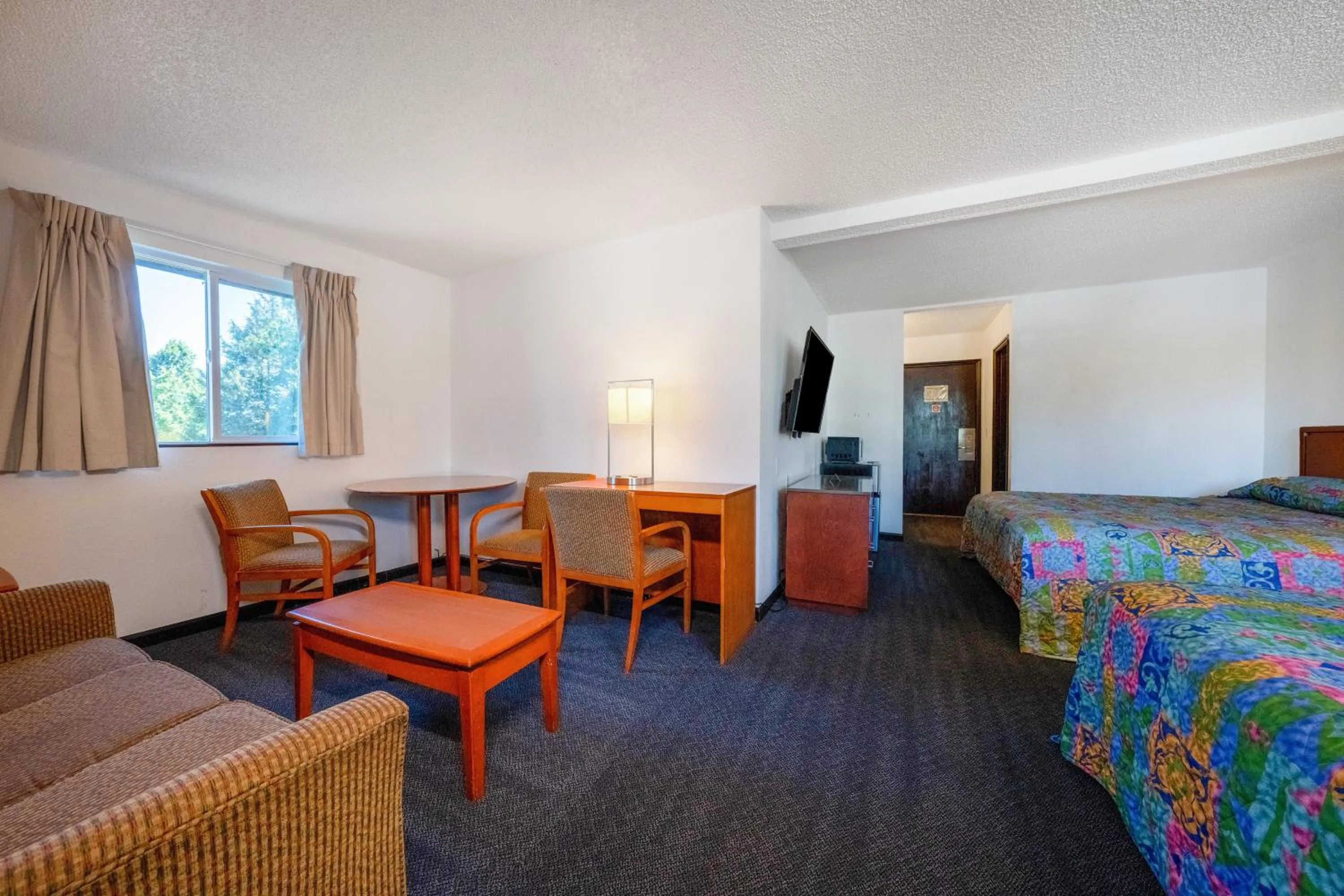 Bedroom, Bed in Unicorn Inn by OYO Portland