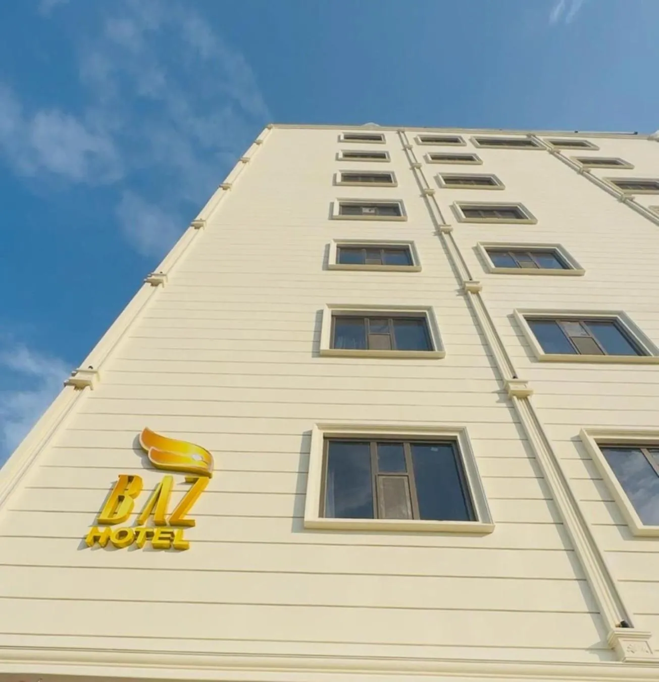 BAZ Hotel University District