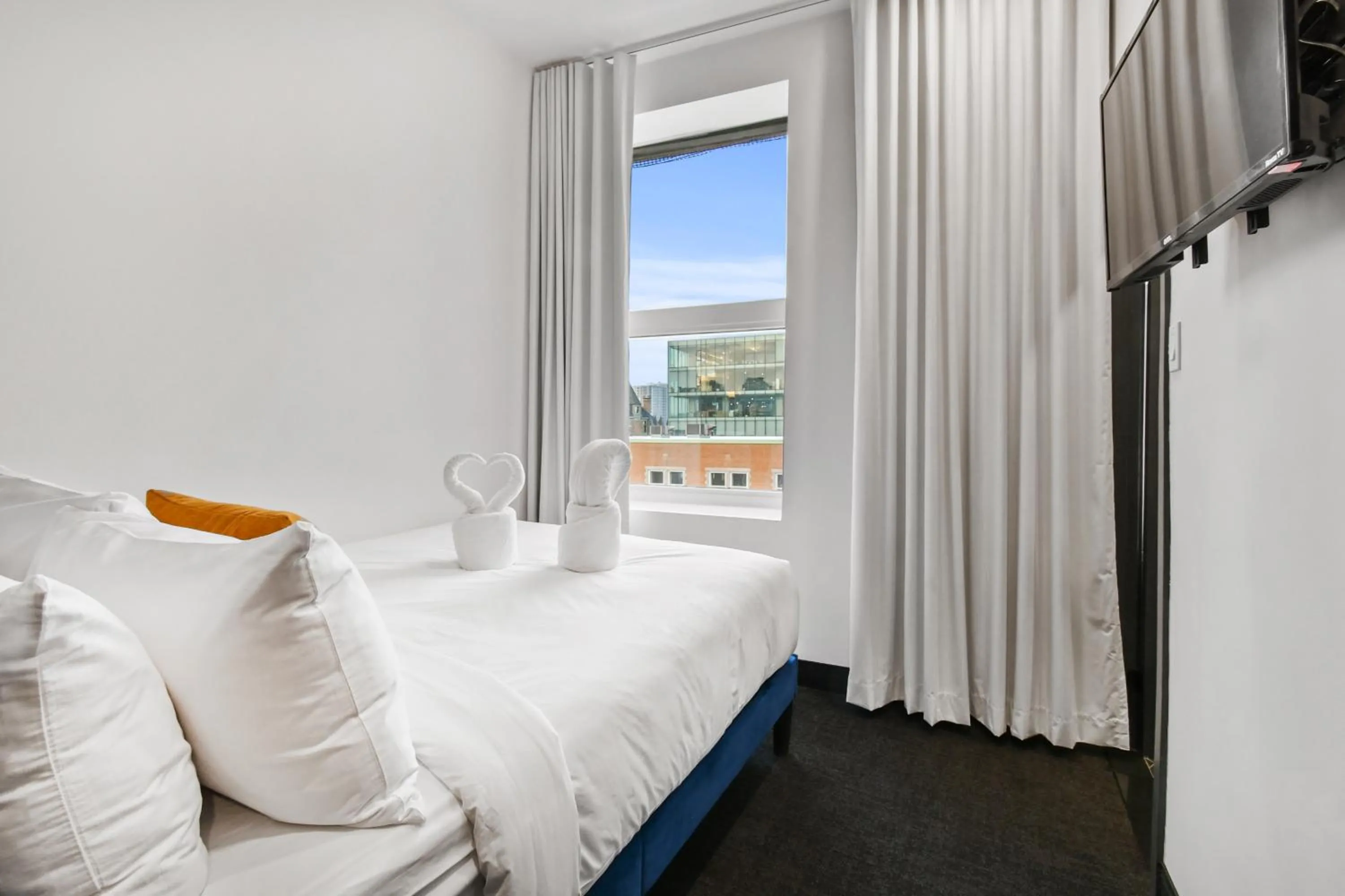 Bed in Lift Hotel