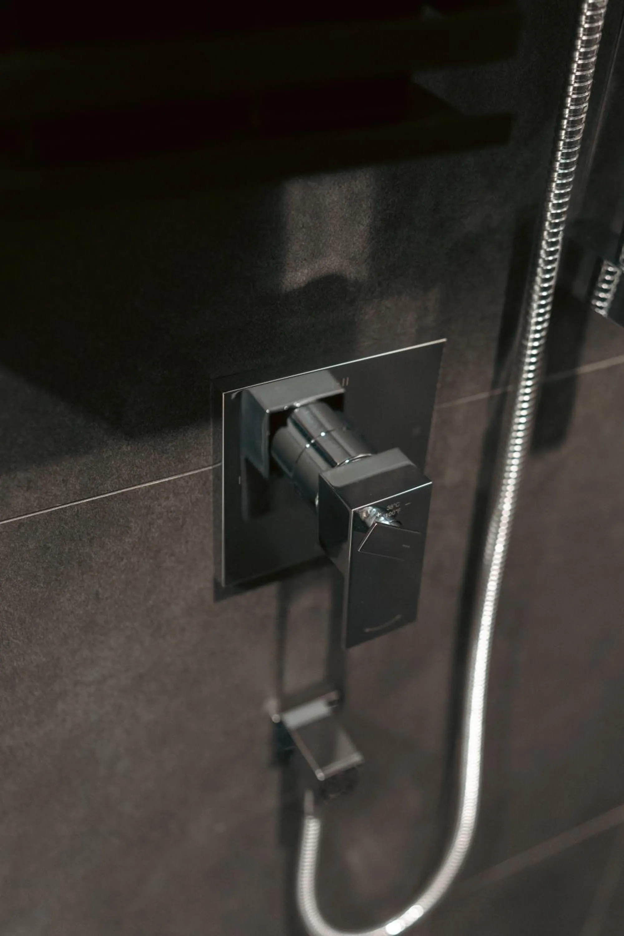 Shower in Lift Hotel
