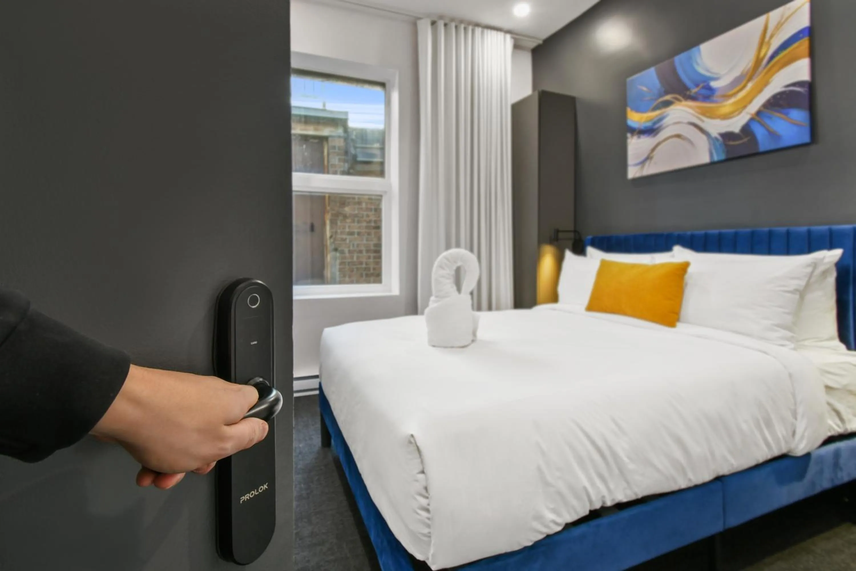 Bedroom, Bed in Lift Hotel