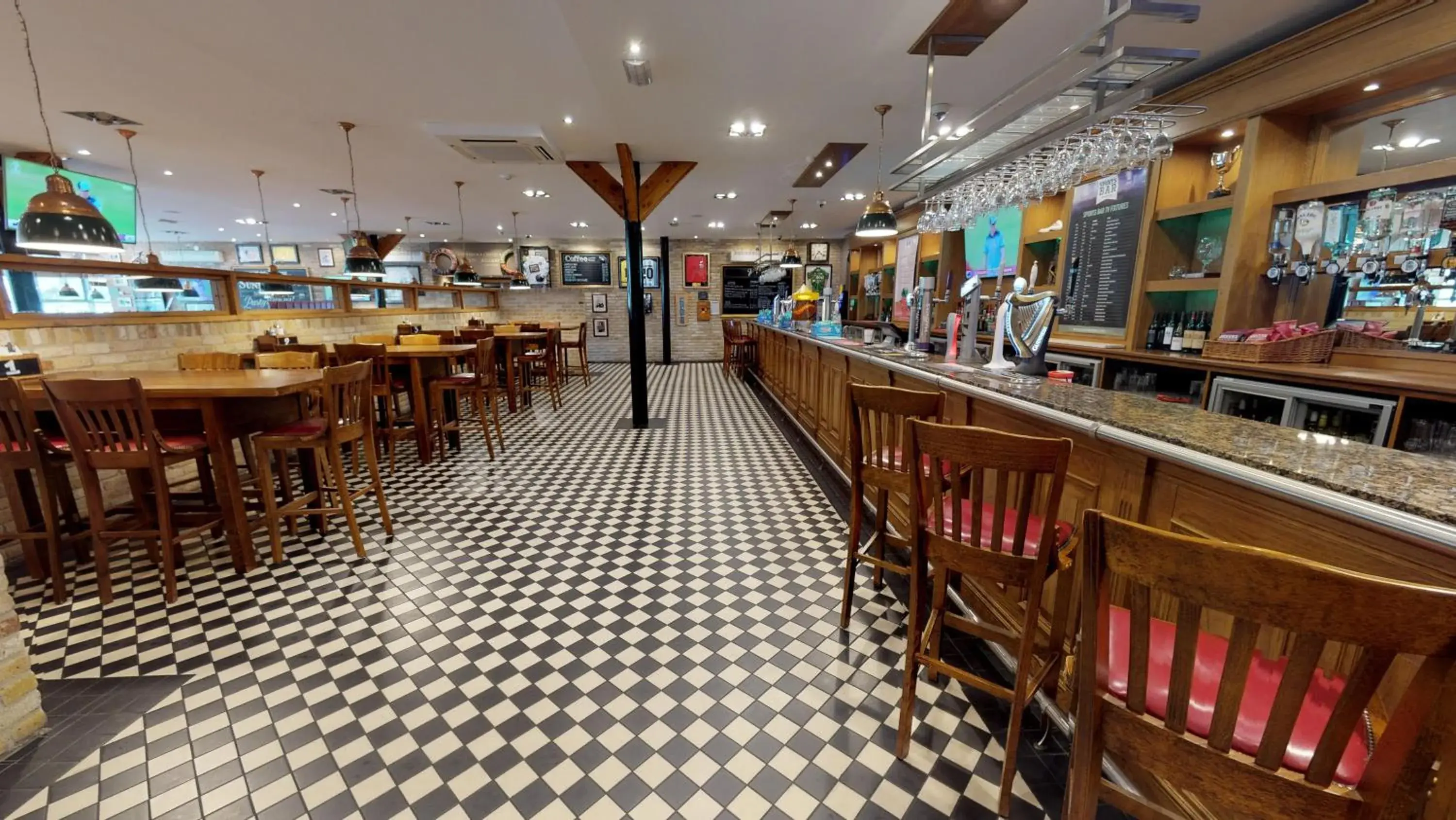 Restaurant/places to eat in Old Thorns Hotel & Resort Restaurant/places to eat in Old Thorns Hotel & Resort