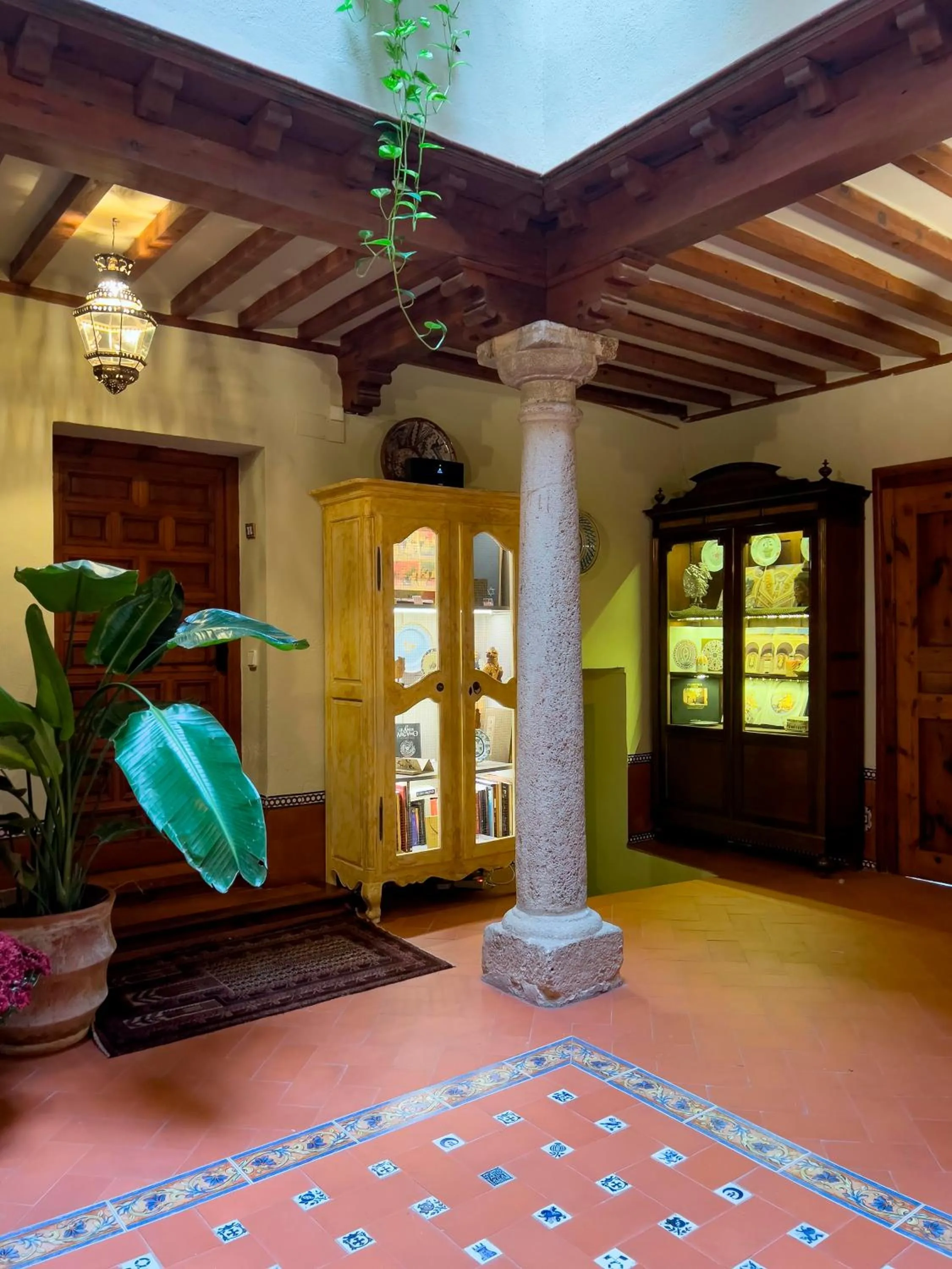 Patio in Almunia de San Miguel