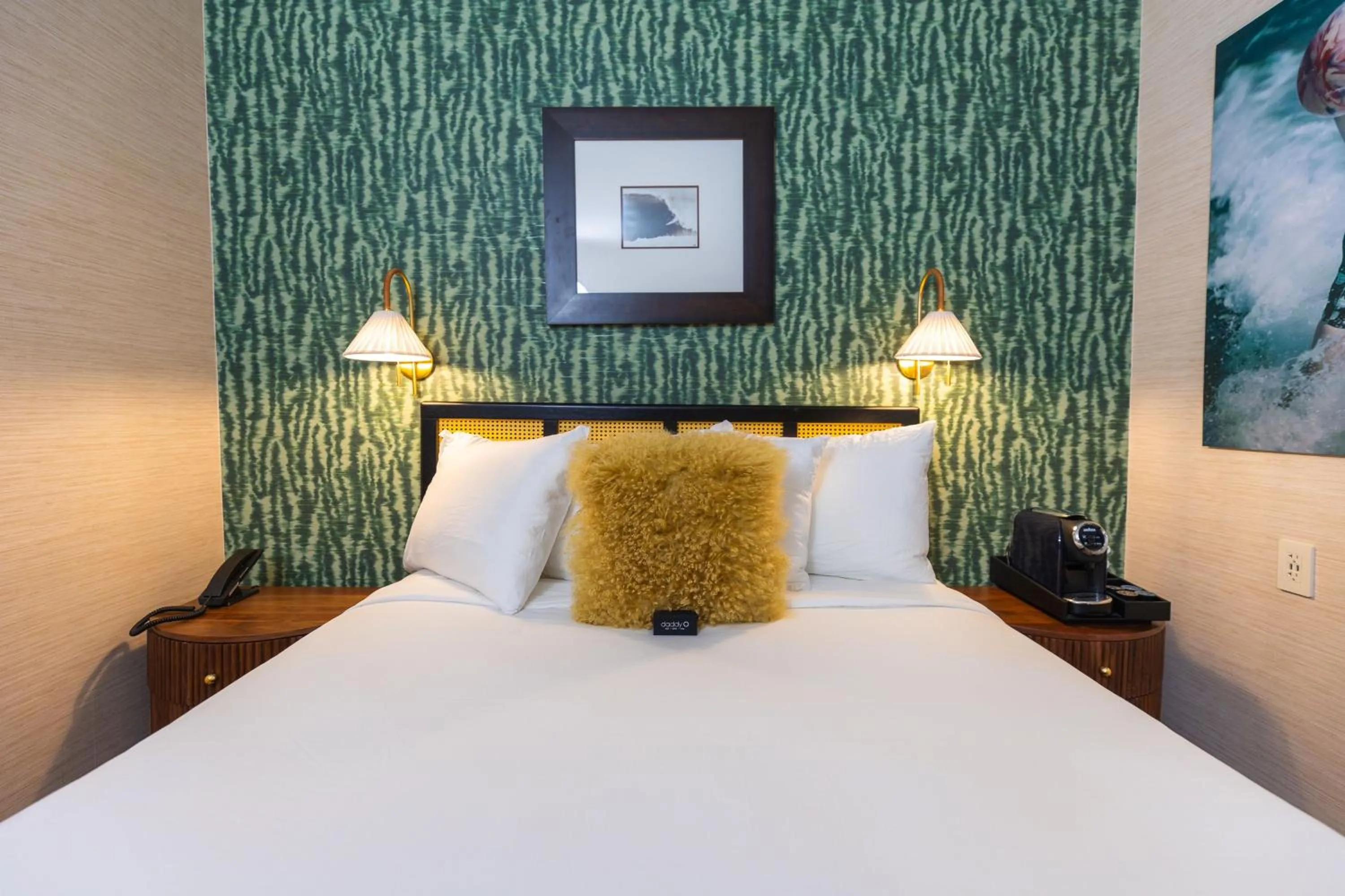 Bed in Daddy O Hotel