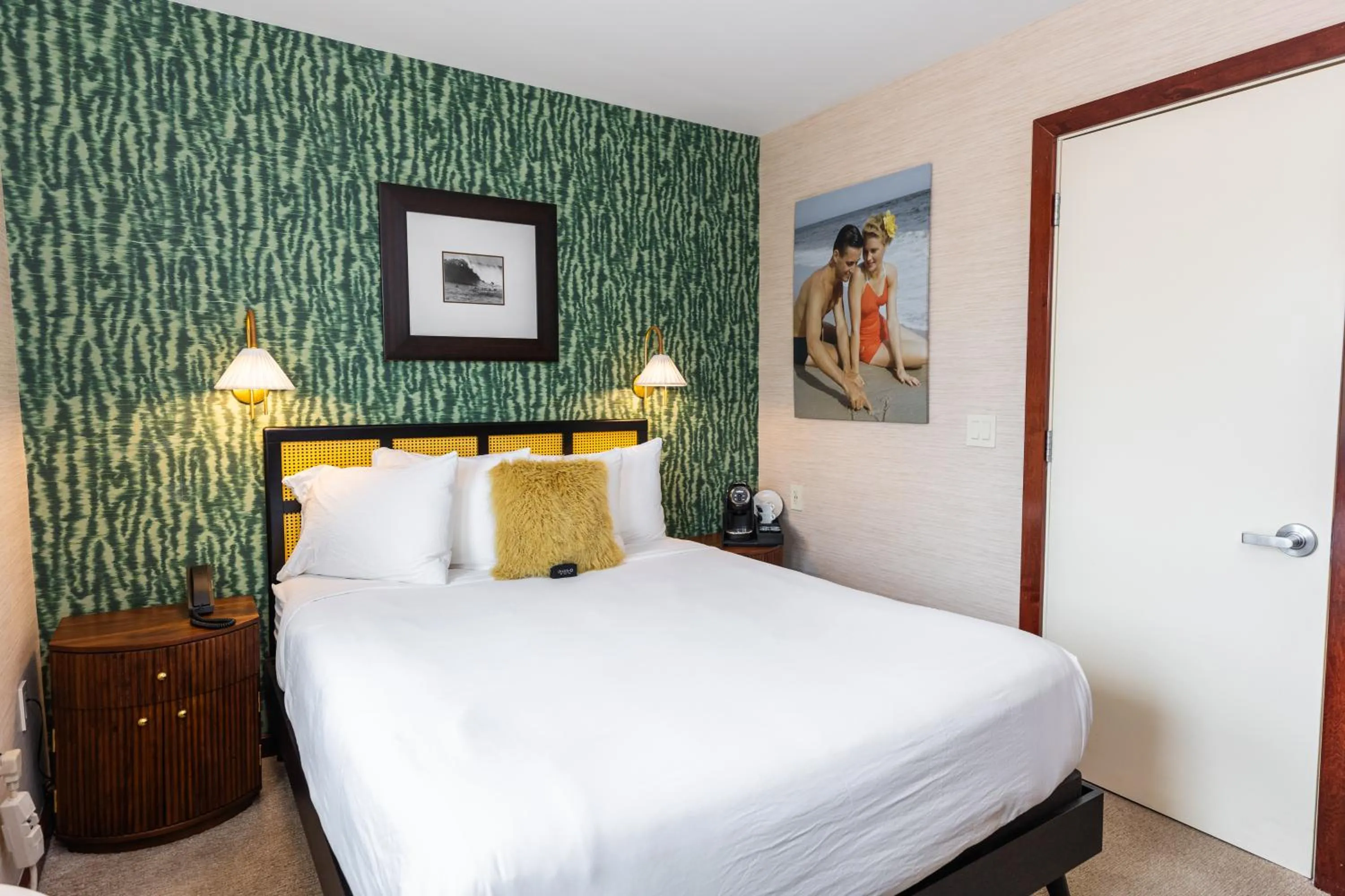 Bed in Daddy O Hotel