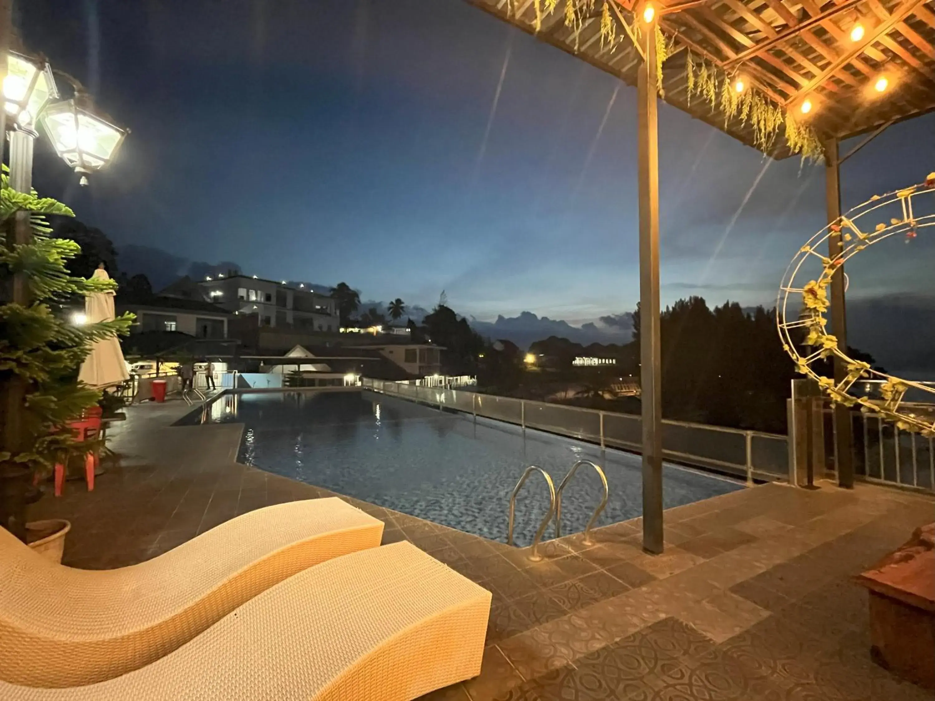 Pool view in Grand Tamaro Hotel Pool view in Grand Tamaro Hotel