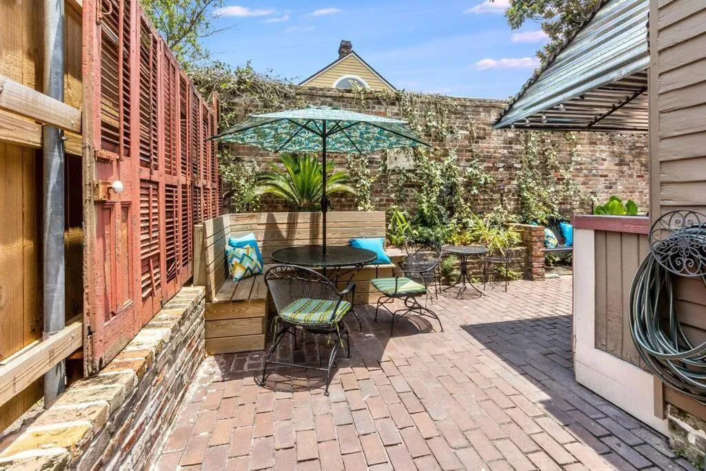 Royal Barracks Guest House