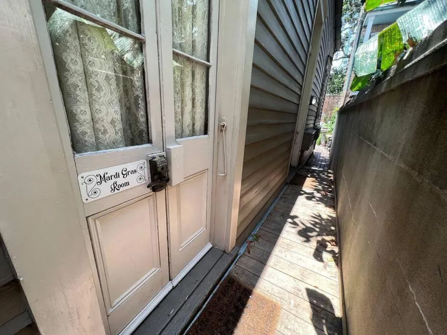 Royal Barracks Guest House