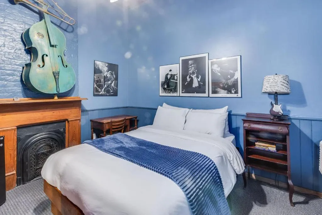 Bed in Royal Barracks Guest House