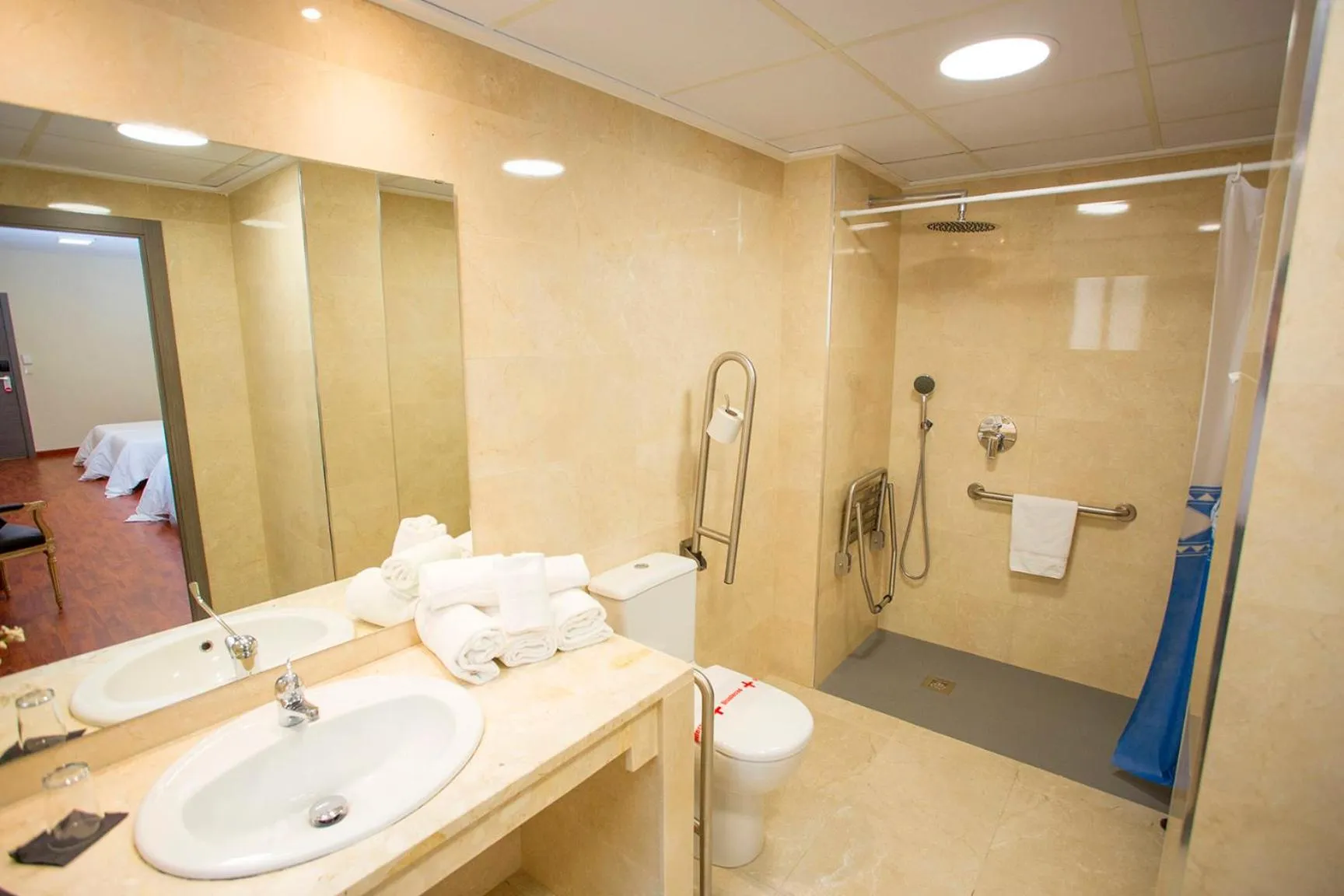 Bathroom in Hotel Borgia