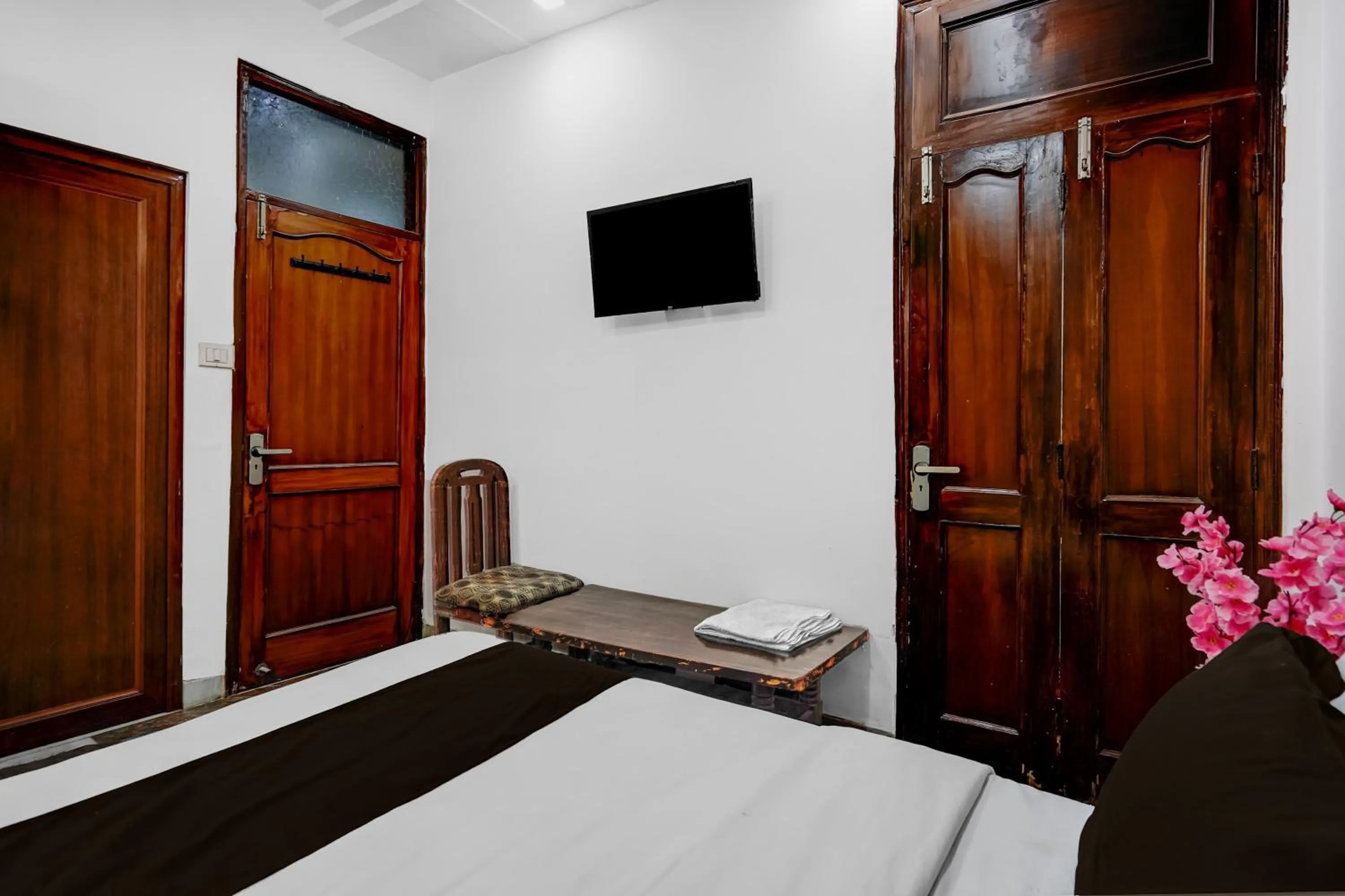 Bedroom, Bed in Hotel O Iskcon Temple Rohini Formerly Golden Key