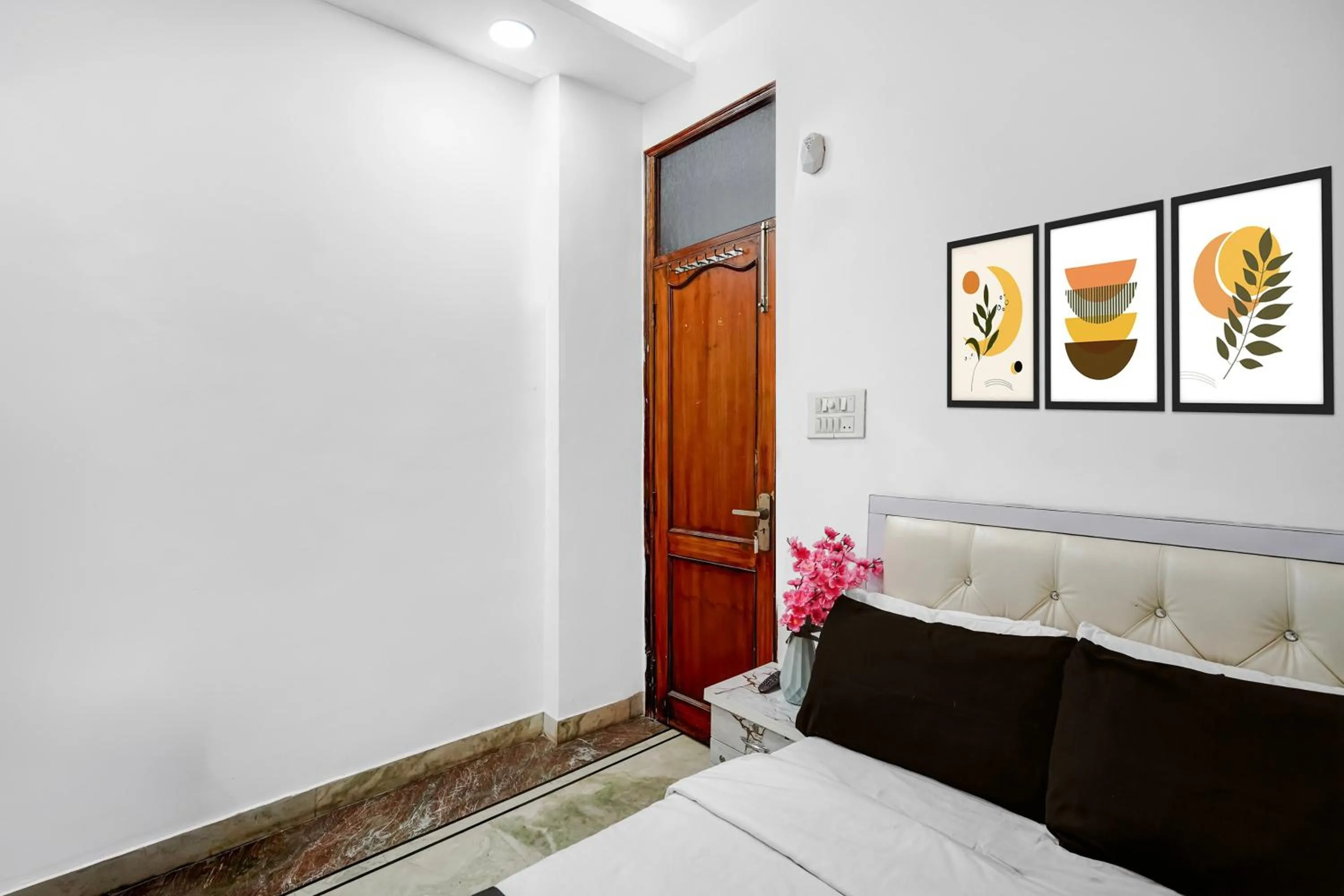 Bedroom, Bed in Super Hotel O Iskcon Temple Rohini Formerly Golden Key