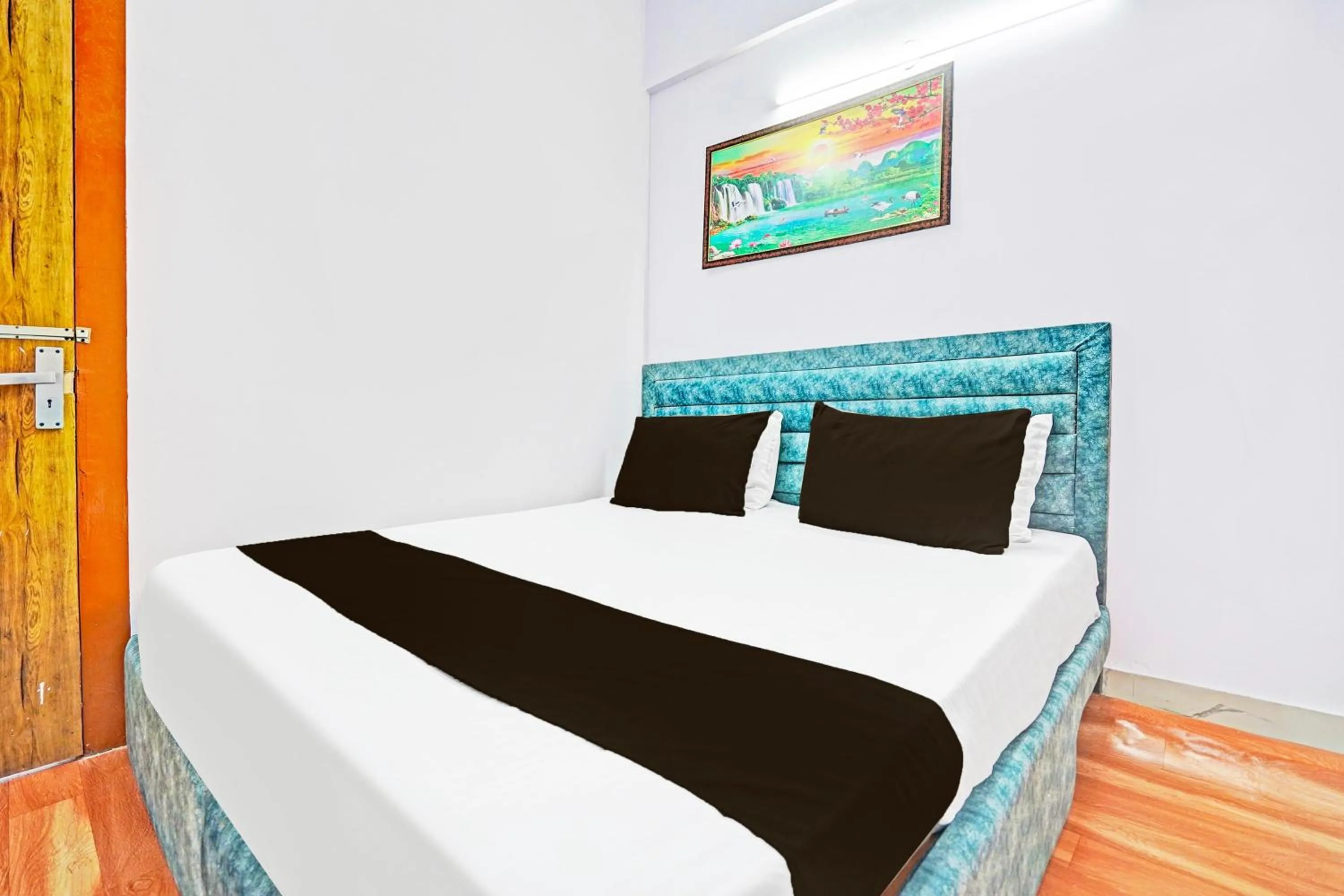 Bedroom in Super Hotel O Pacific Stay