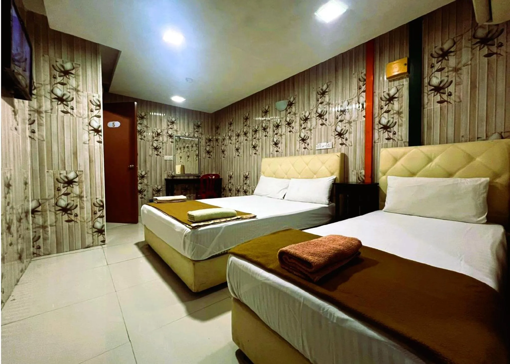 Bed in Seri Rawang Hotel