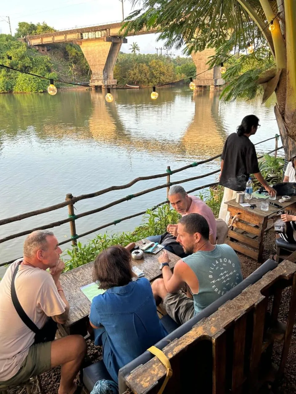 Restaurant/places to eat in Riversong Bliss