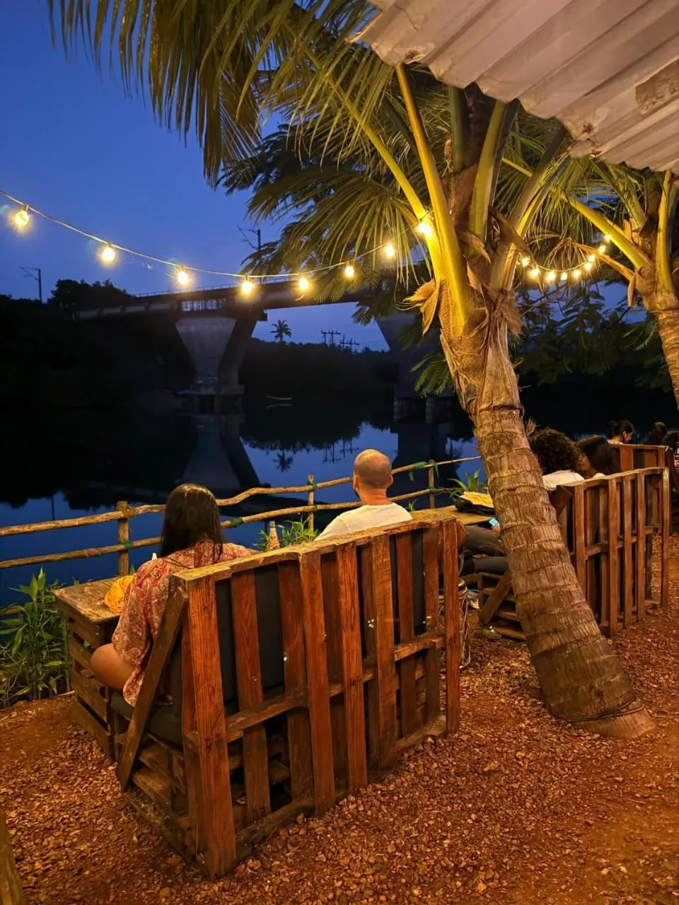 Restaurant/places to eat in Riversong Bliss