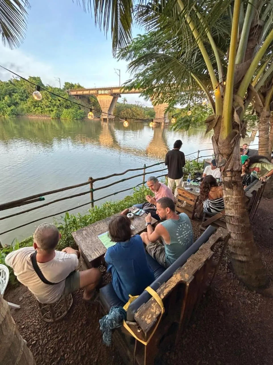 Restaurant/places to eat in Riversong Bliss