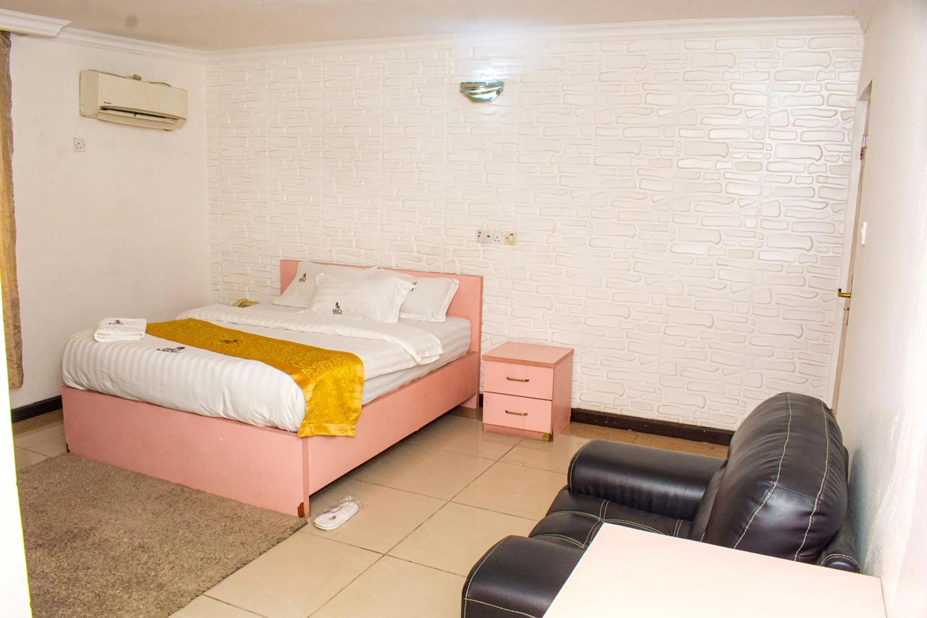 Bed in EED Pension Boutique Hotel