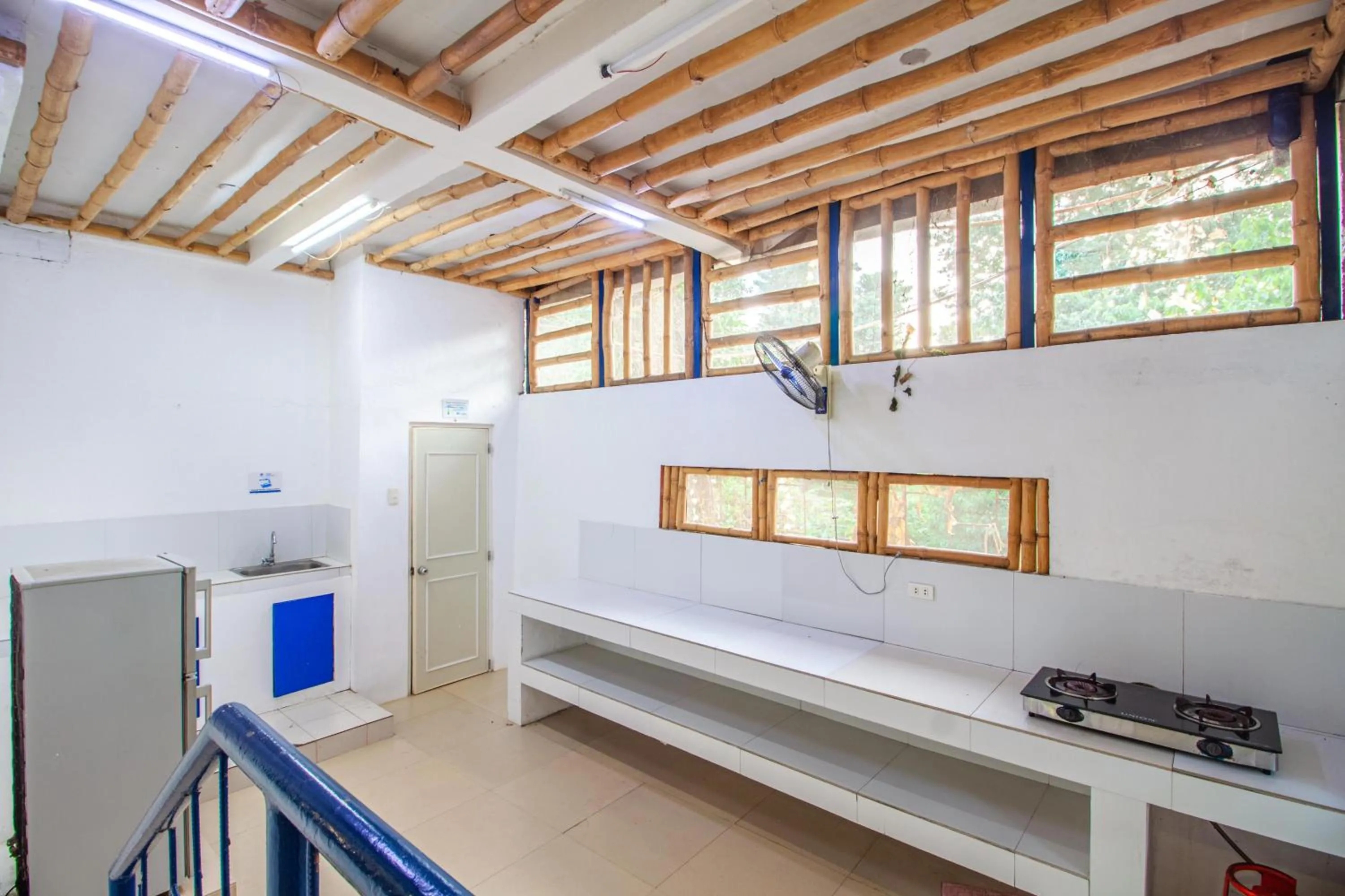 Kitchen or kitchenette in Sheldan 2 Private Hotspring Resort