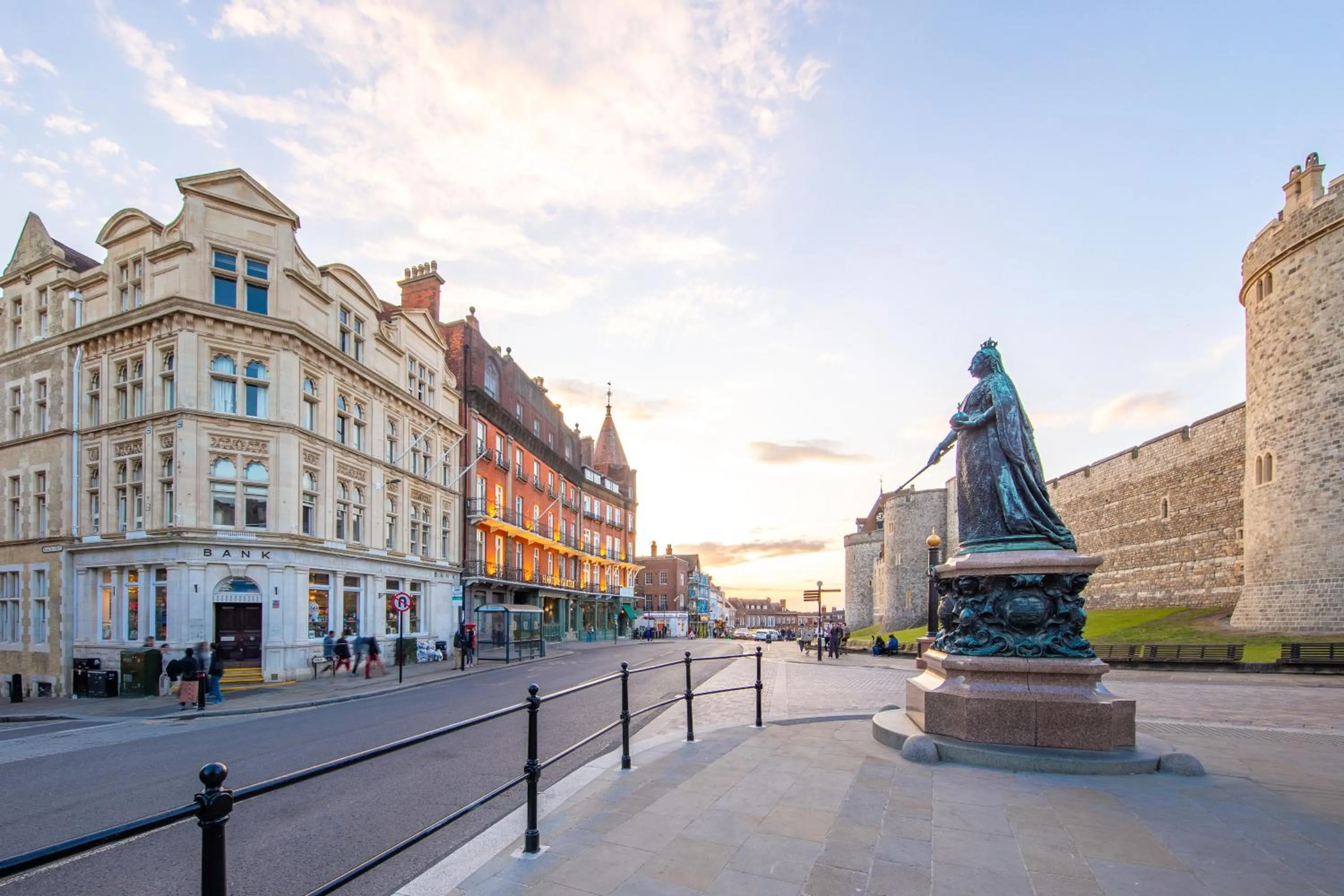 Property building in Harte & Garter