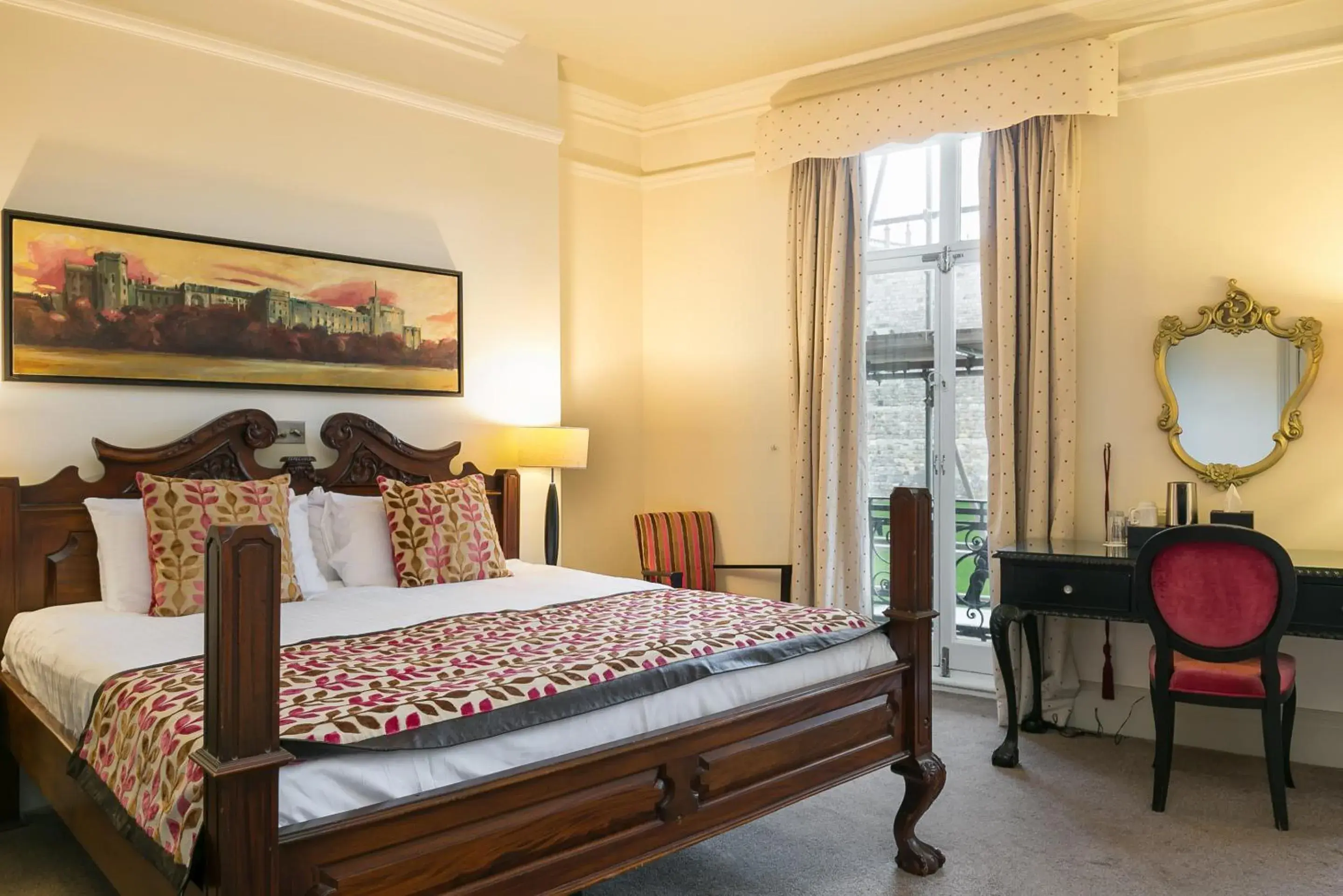 Deluxe Room - Disability Access in Harte & Garter Deluxe Room - Disability Access in Harte & Garter