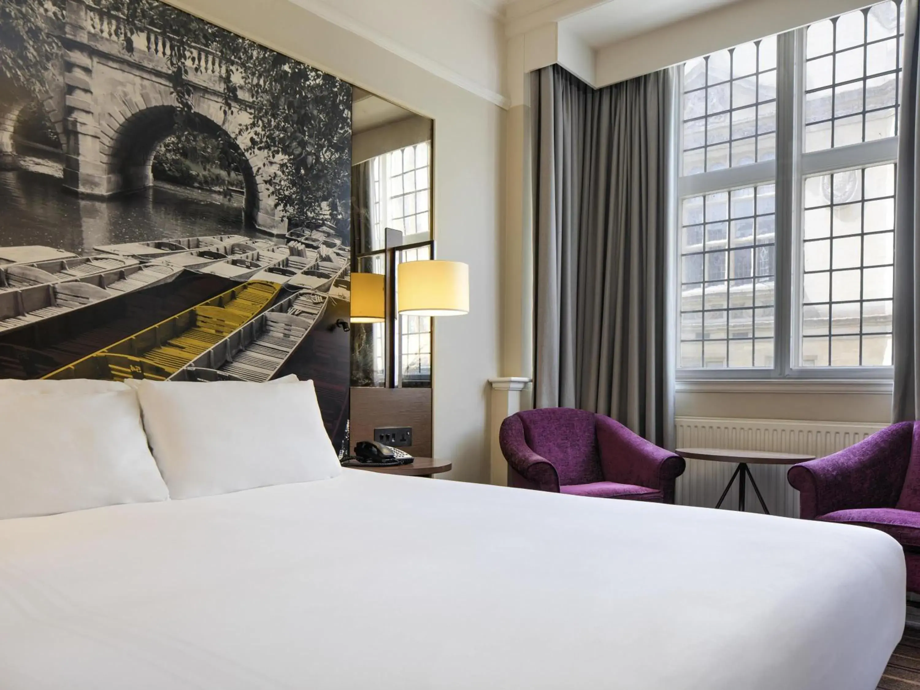 Bedroom, Bed in Mercure Oxford Eastgate Hotel Bedroom, Bed in Mercure Oxford Eastgate Hotel