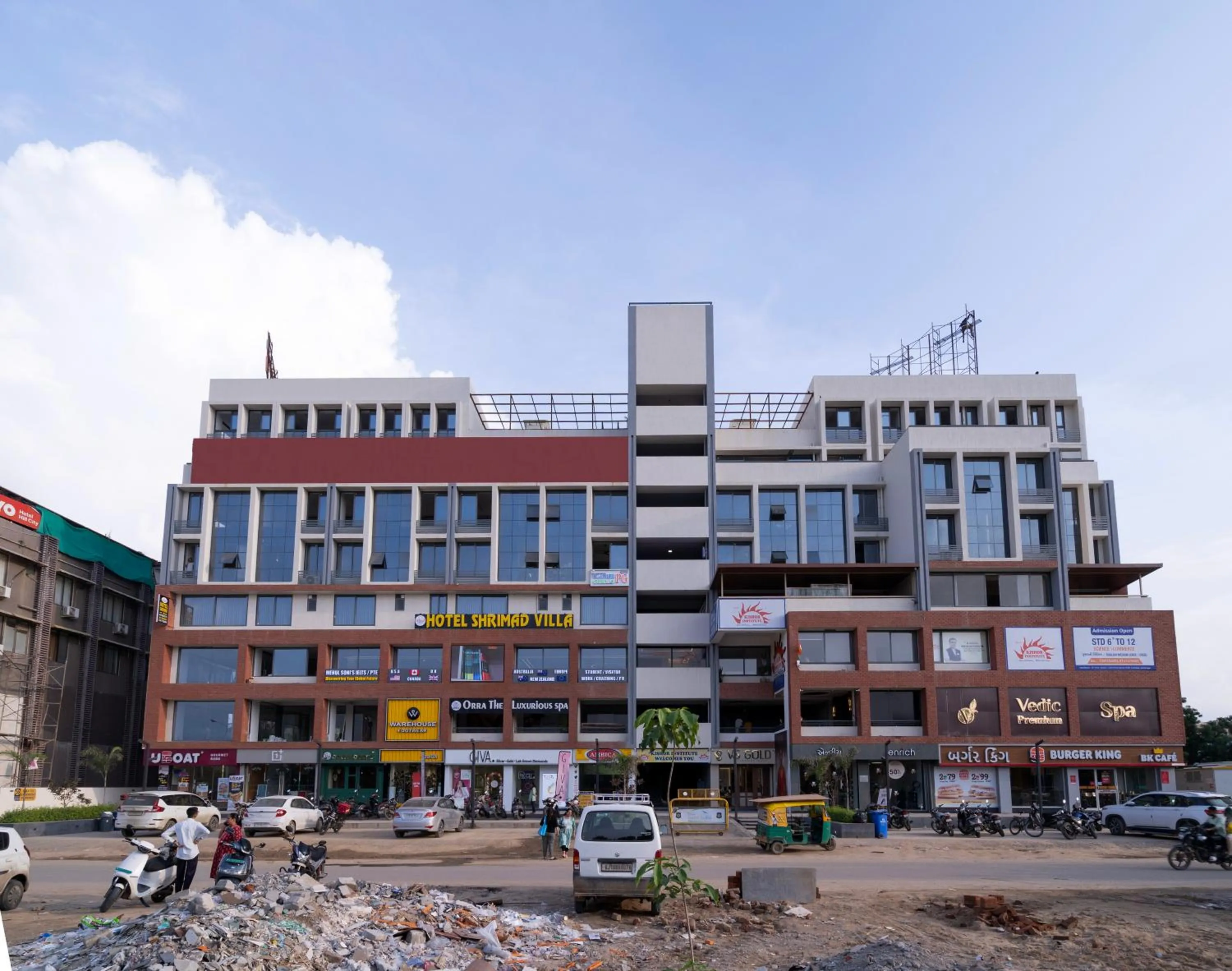 Property building in Hotel Shrimad Villa Gandhinagar