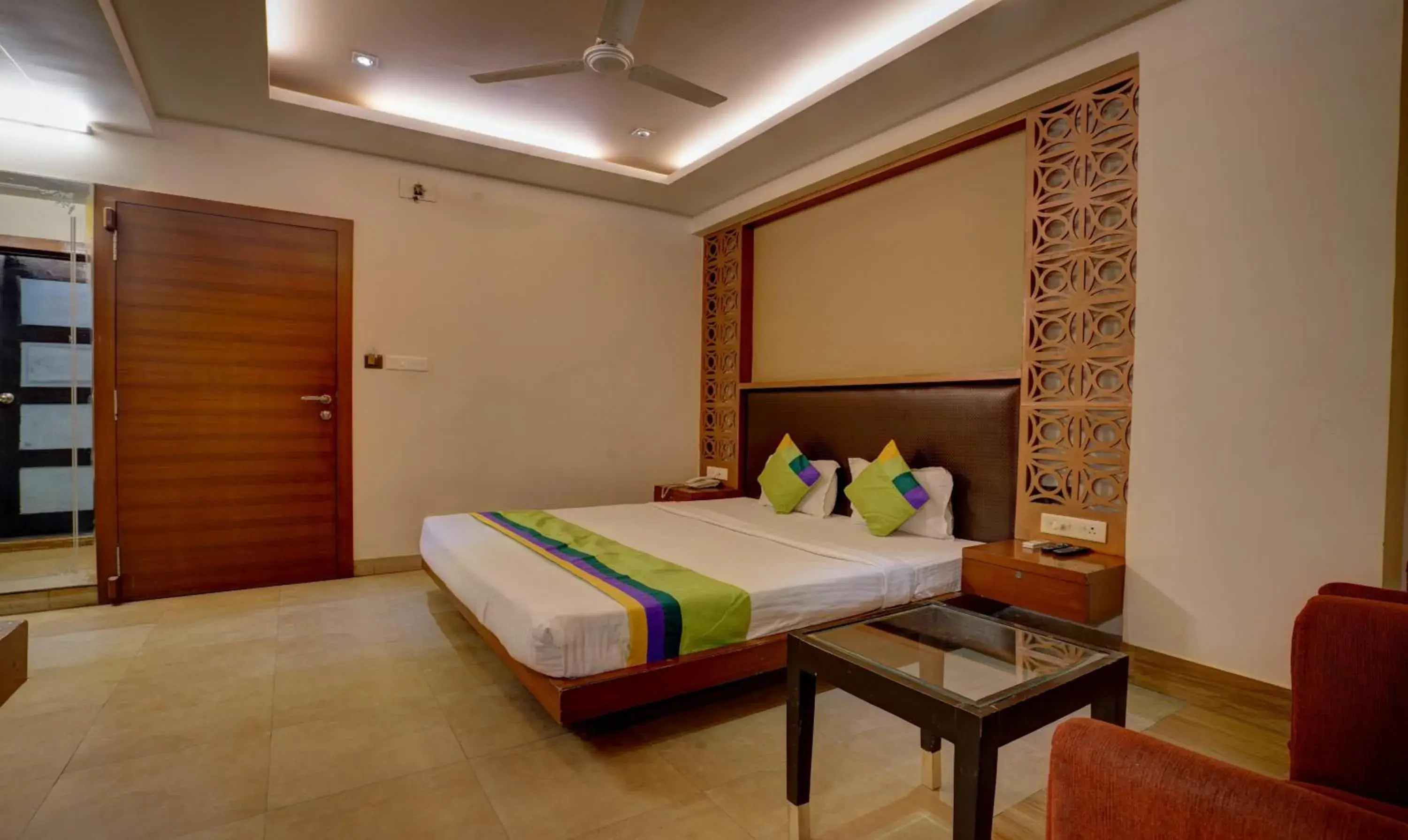 Bedroom, Bed in Treebo B&B Bedroom, Bed in Treebo B&B