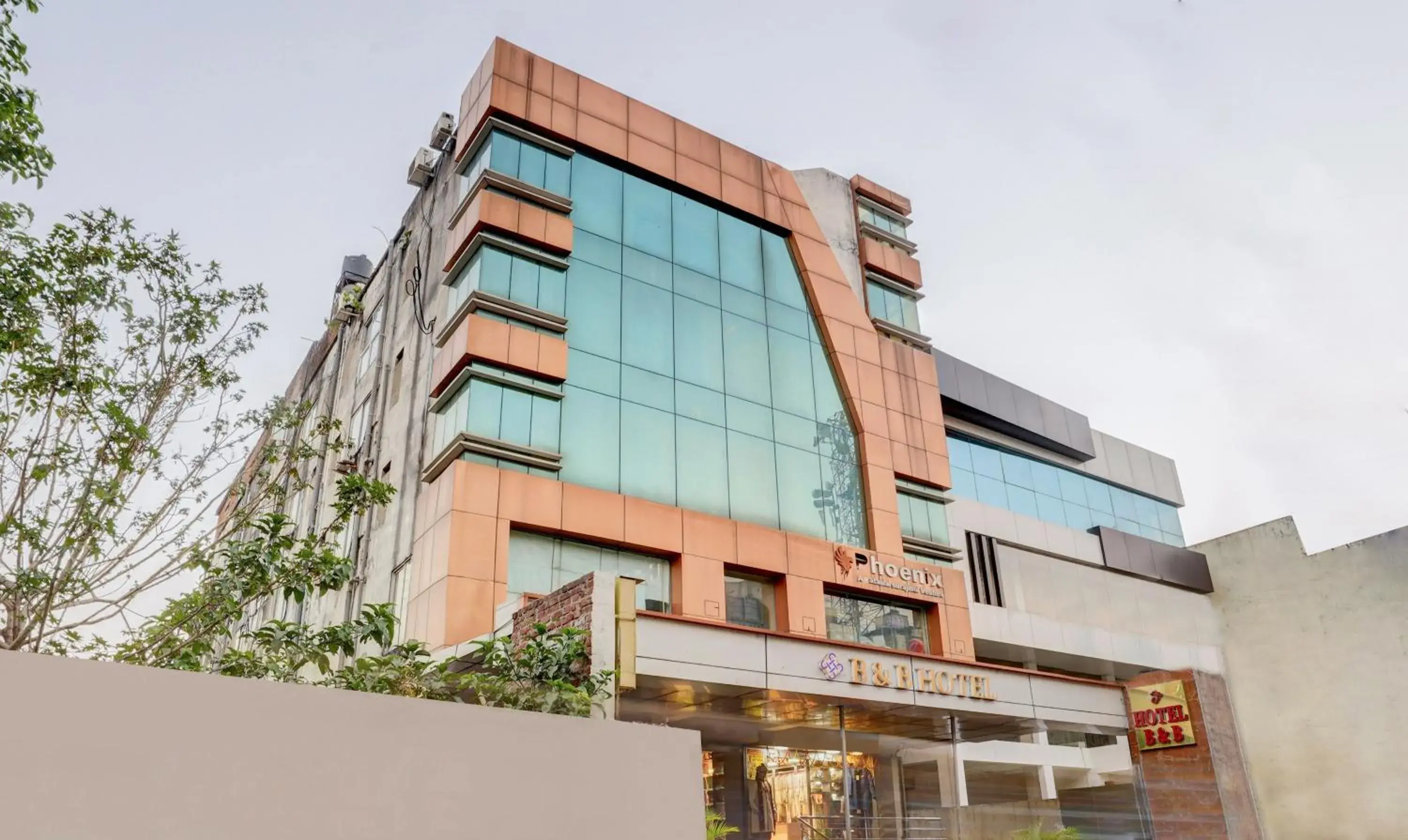 Property building in Treebo B&B Property building in Treebo B&B