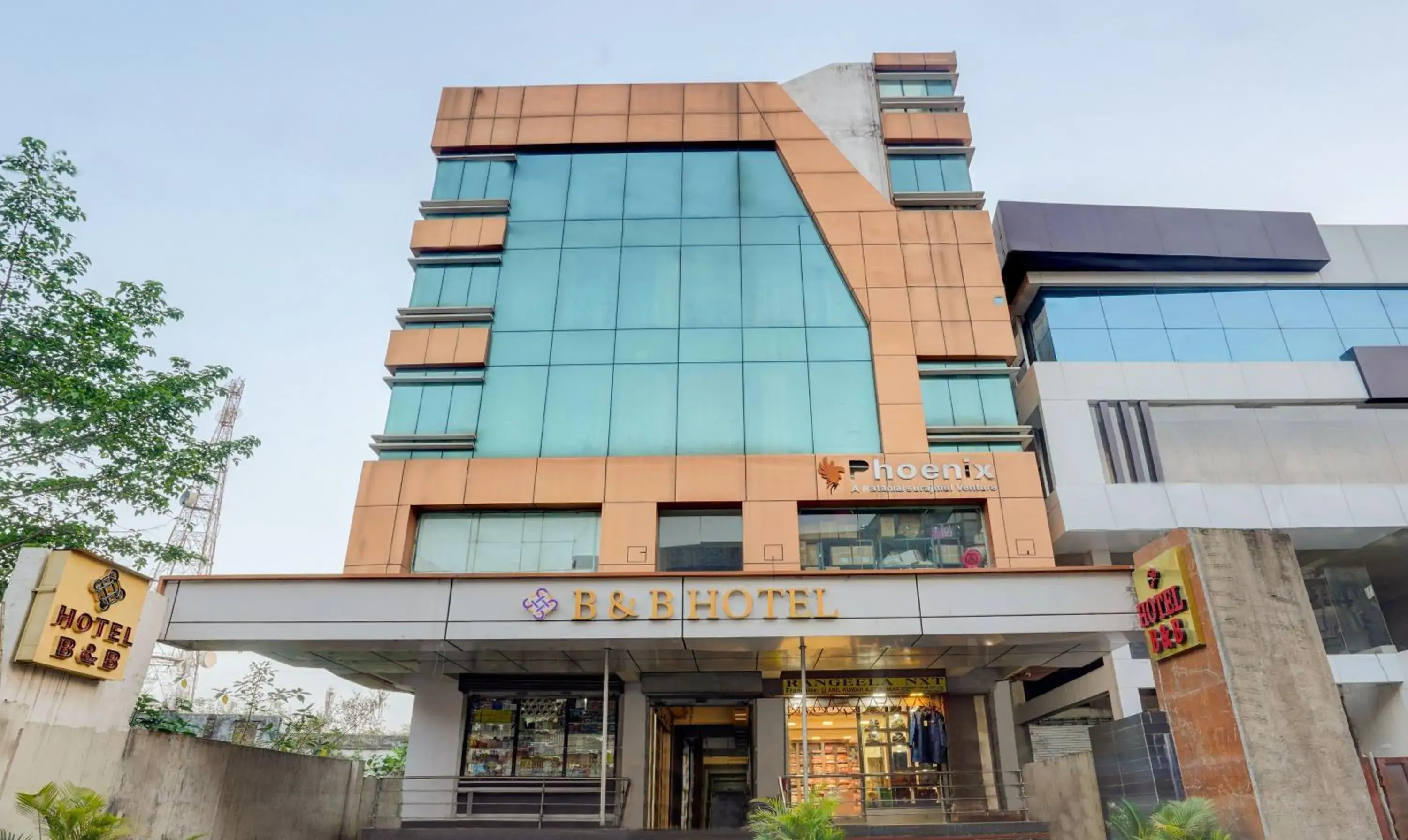 Facade/entrance in Treebo B&B Facade/entrance in Treebo B&B