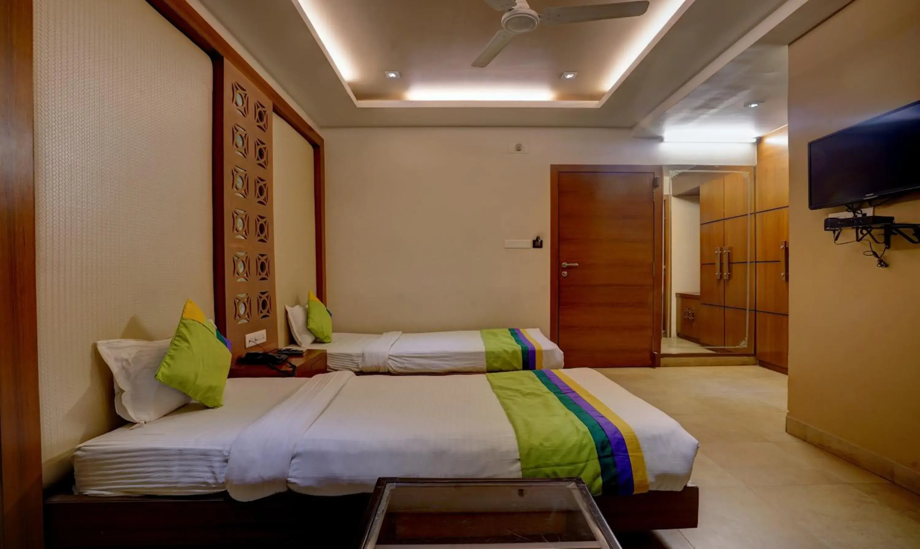 Bedroom, Bed in Treebo B&B Bedroom, Bed in Treebo B&B